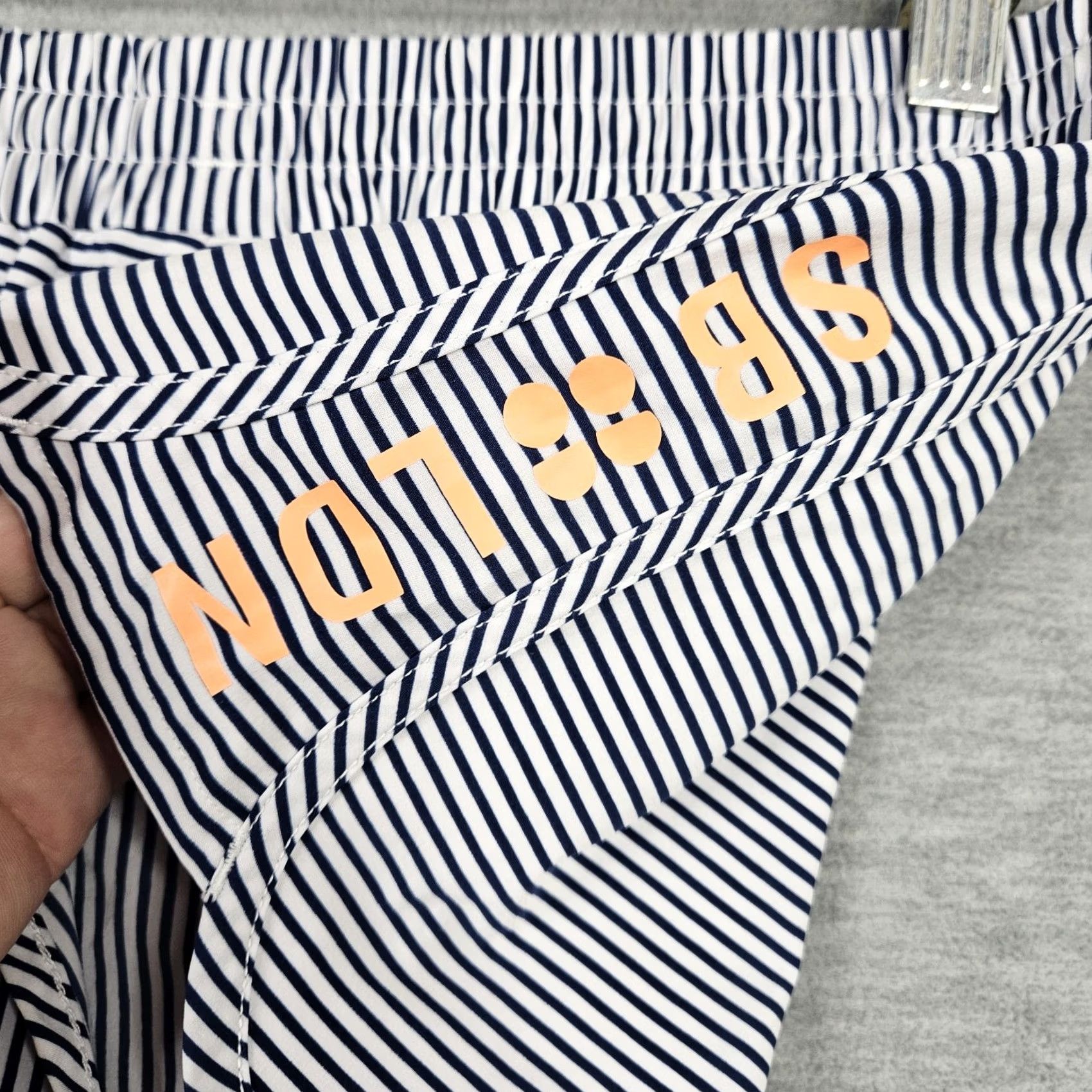 Sweaty Betty Sweaty Betty Women's Blue White Stripes Pull on Elastic waist Short Sz S Size 28" / US 6 / IT 42 - 6 Thumbnail
