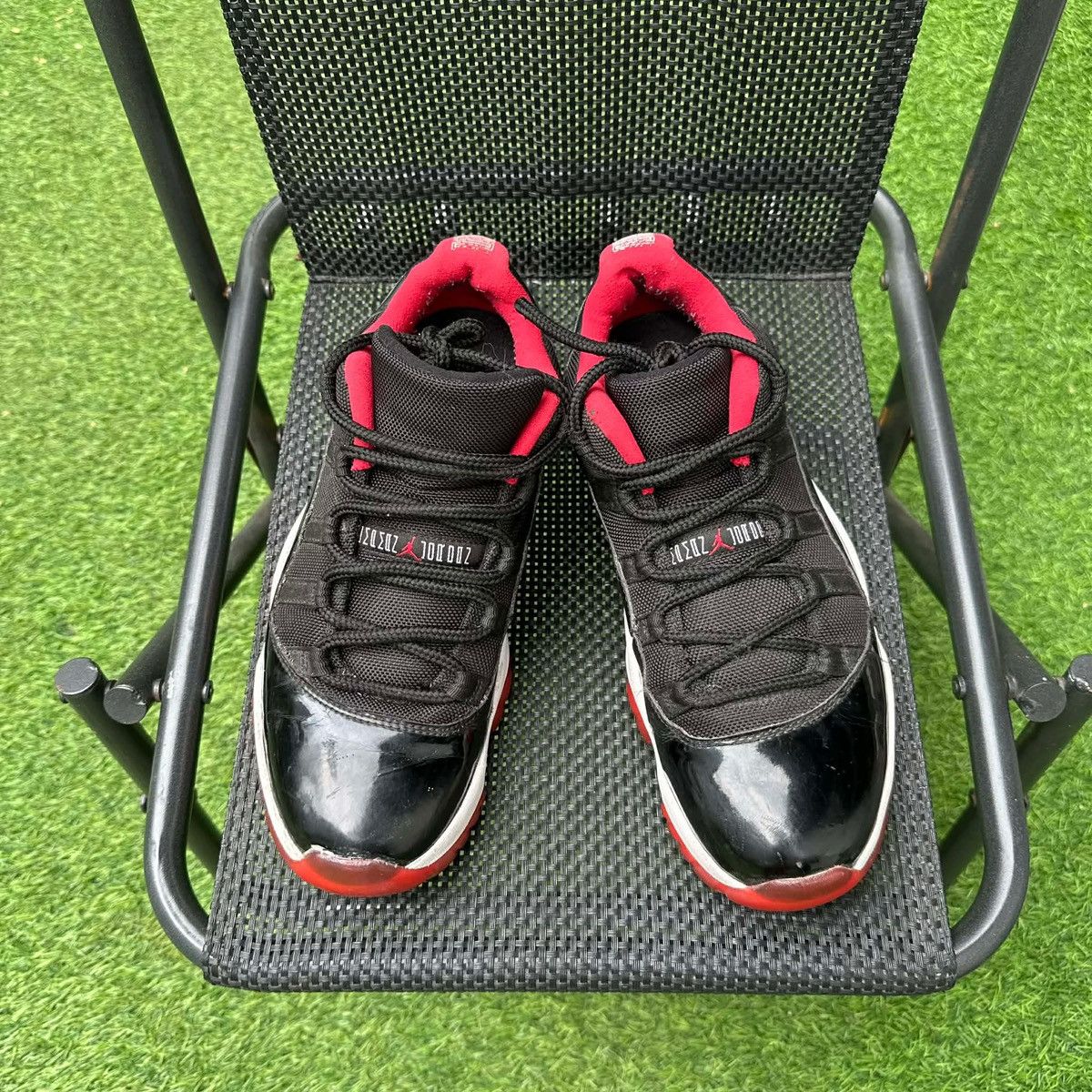 Jordan Brand Air Jordan 11 Low Bred 2015 528895-012 Size US 9 / EU 42 - 5 Thumbnail