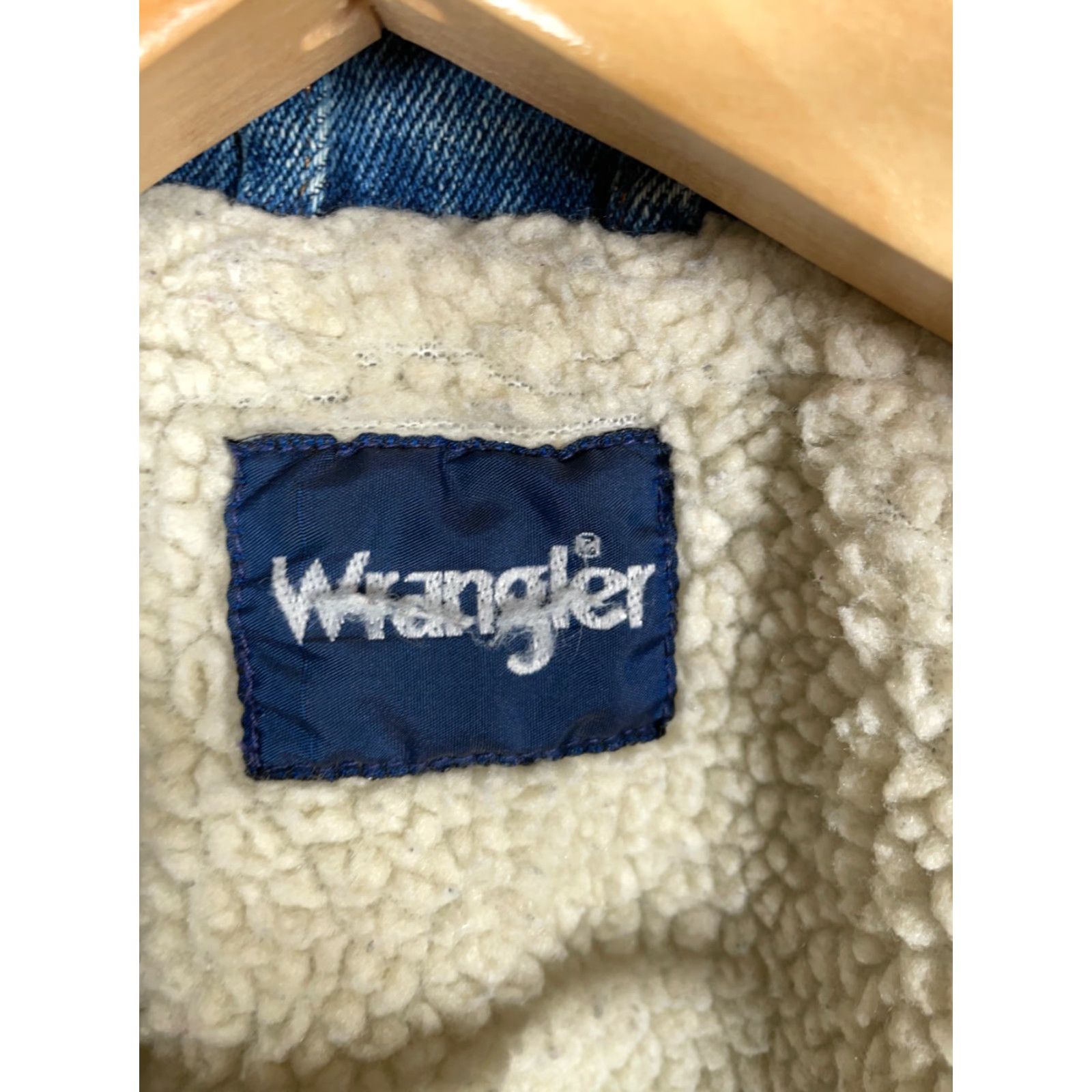 Wrangler VTG Wrangler Sherpa Lined Jean Jacket Men's Large Blue Denim 90s Grunge Trucker Size US 33 - 3 Thumbnail