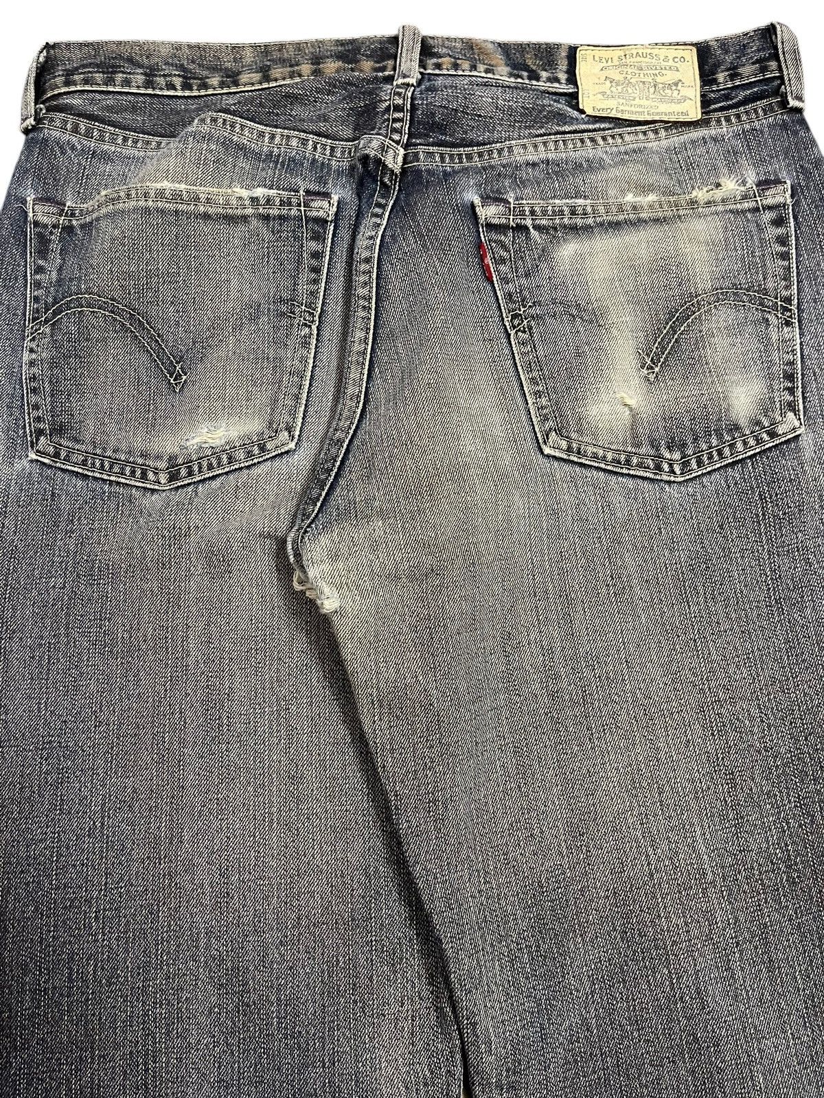 Levi's Vintage Levis 503 Faded Wash Style Baggy Jeans Size US 33 - 6 Thumbnail