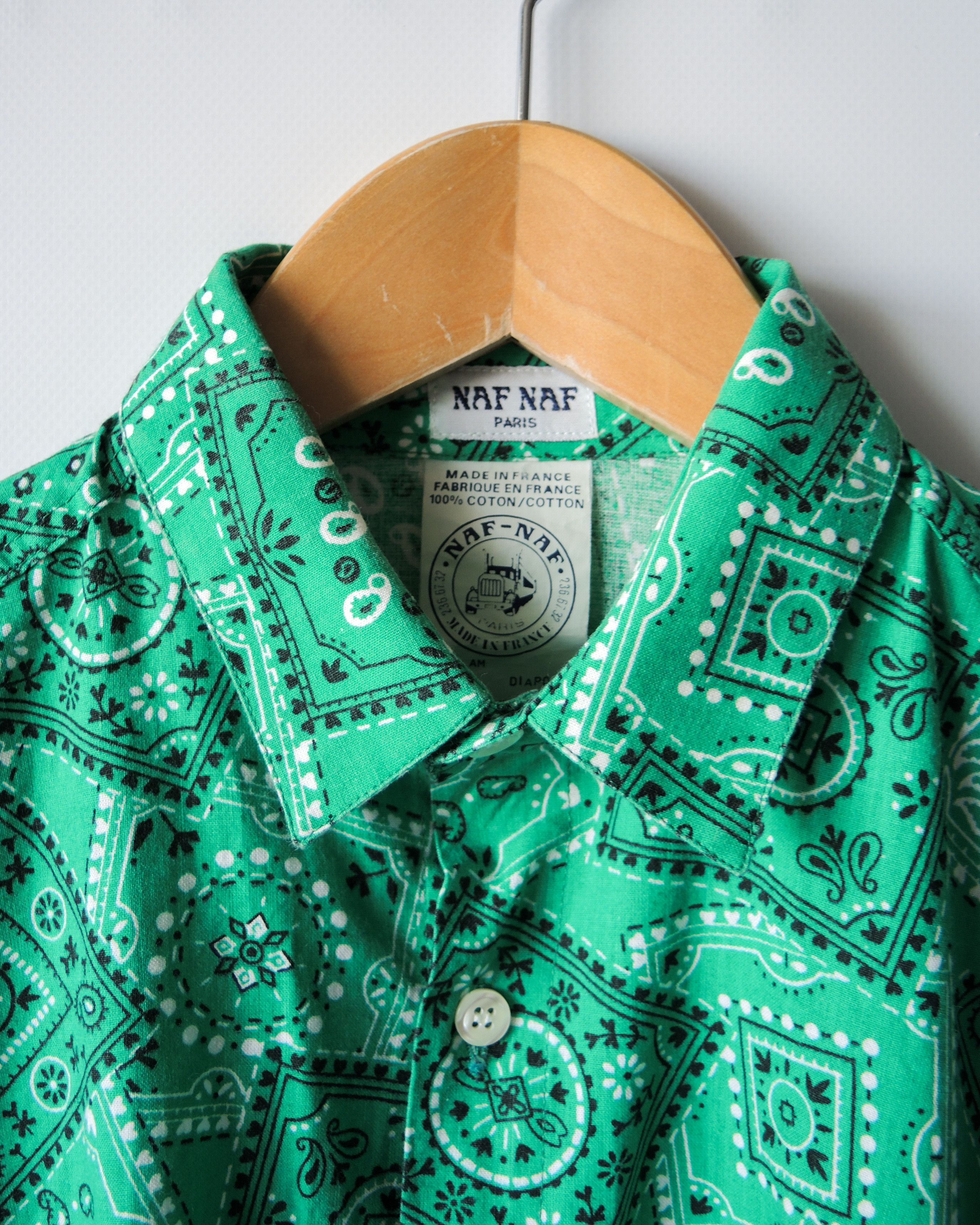 Vintage Vintage Naf Naf Bandana Print Shirt Size US M / EU 48-50 / 2 - 3 Thumbnail
