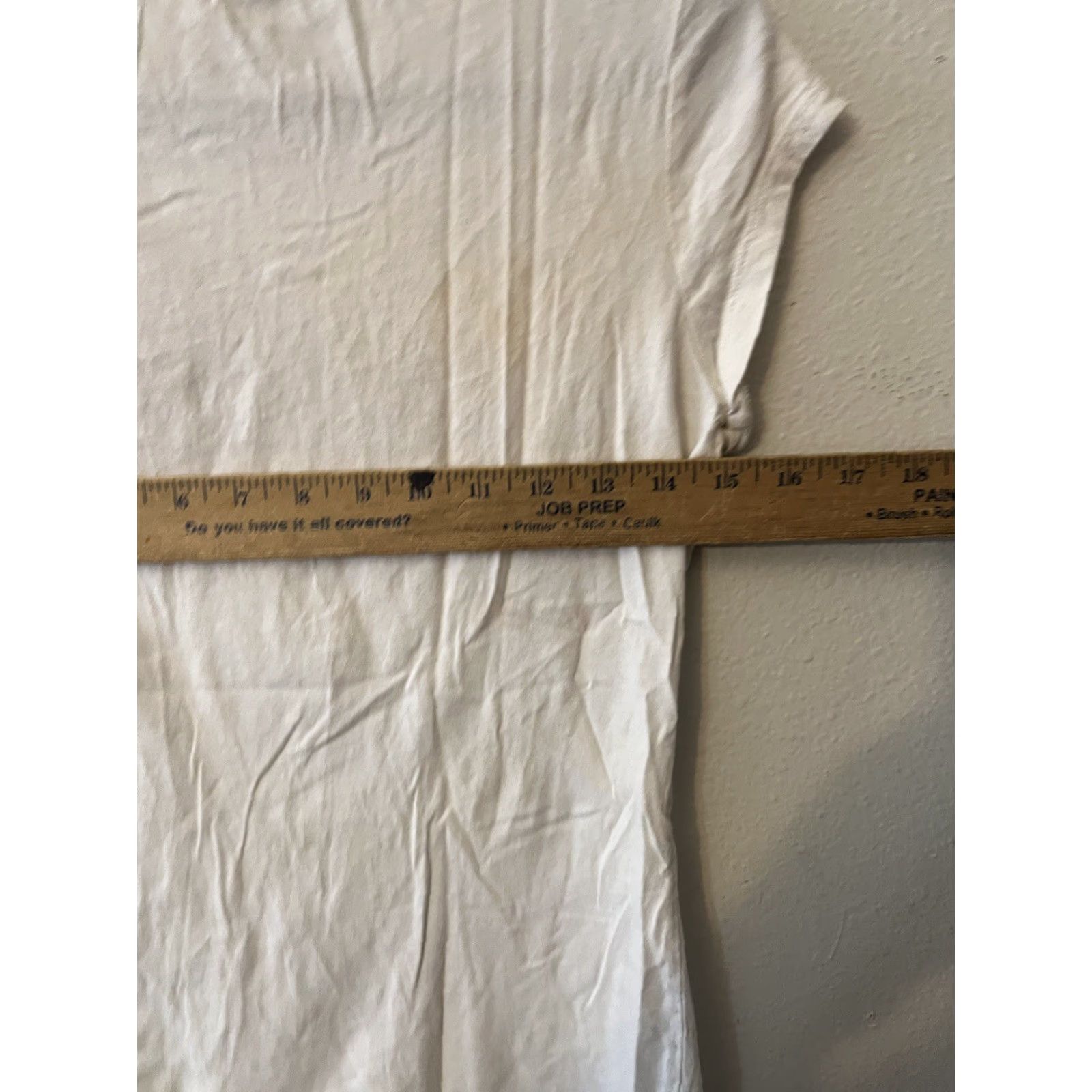 Guess GUESS Logo Graphic Logo T-Shirt women’s White Medium crew Neck Size M Size M / US 6-8 / IT 42-44 - 4 Thumbnail