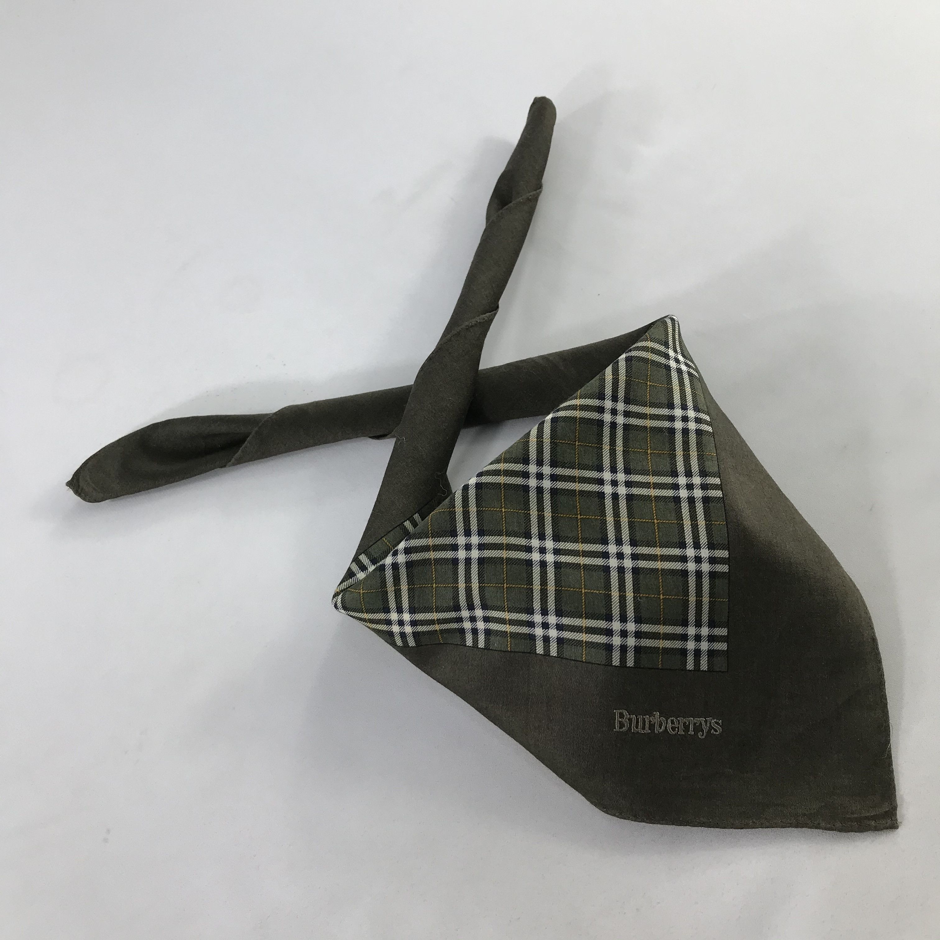 Burberry × Vintage Burberry Bandana / Handkerchief / Neckerchief - S1040 Size ONE SIZE - 4 Thumbnail