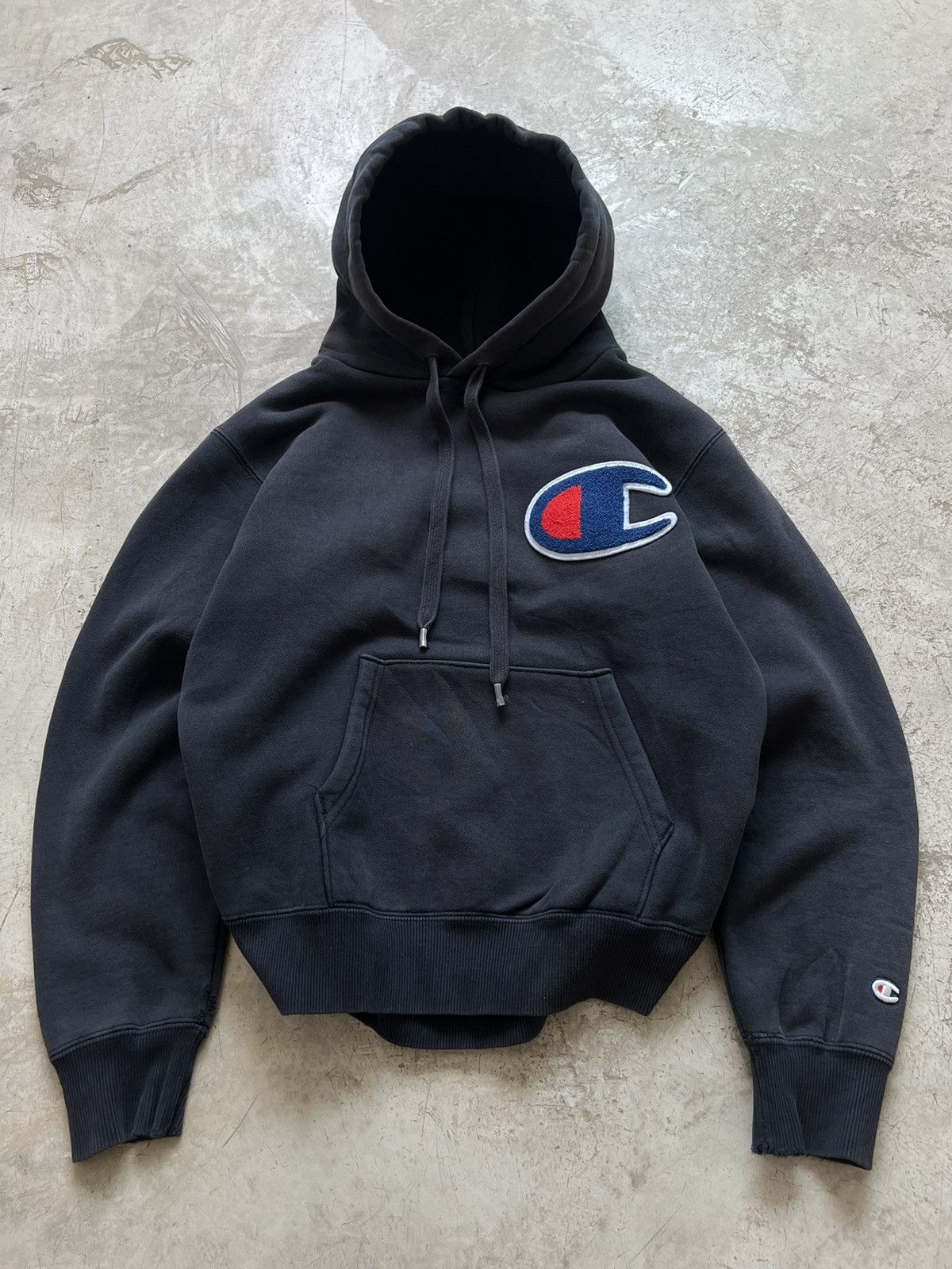Vintage Vintage Champion Big Logo Hoodie Like Vetements Colap* Size US S / EU 44-46 / 1 - 1 Thumbnail