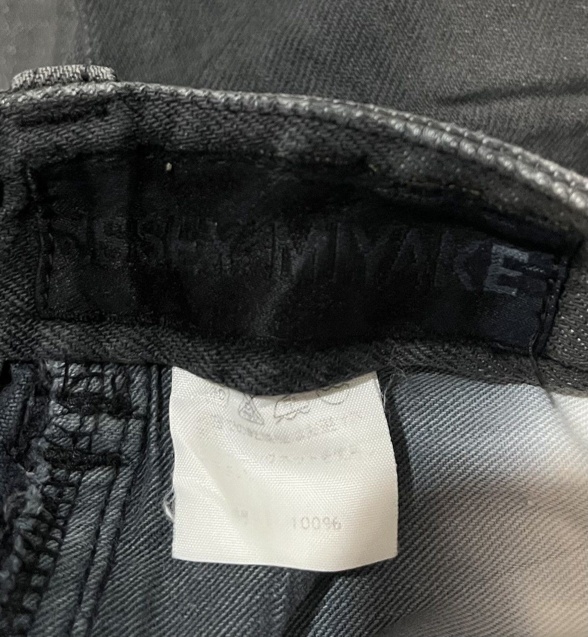 Issey Miyake *FINAL DROP* Vintage issey miyake distressed grey jeans Size US 27 - 4 Thumbnail