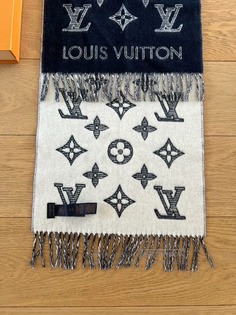 Louis Vuitton Louis Vuitton Black reversible shawl scarf Size ONE SIZE - 4 Thumbnail