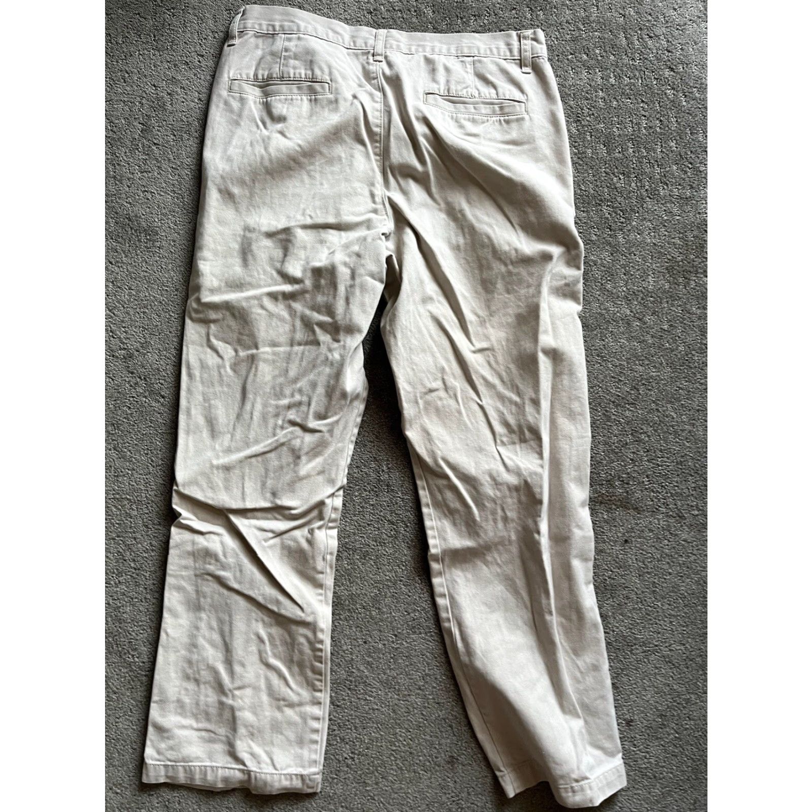 Old Navy Old Navy Classic Khakis Mens Size 34x32 Beige Straight Leg Pants Cotton Size US 34 / EU 50 - 3 Thumbnail