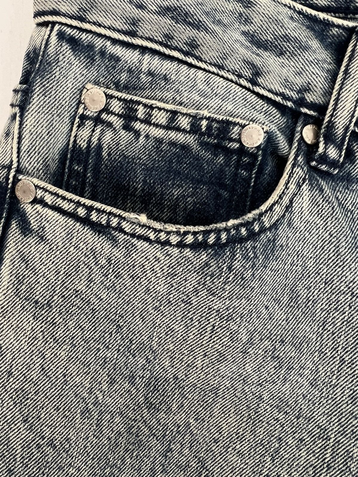 AMI AMI Tapered Fit Jeans - Vintage Bleached Size US 27 - 6 Thumbnail