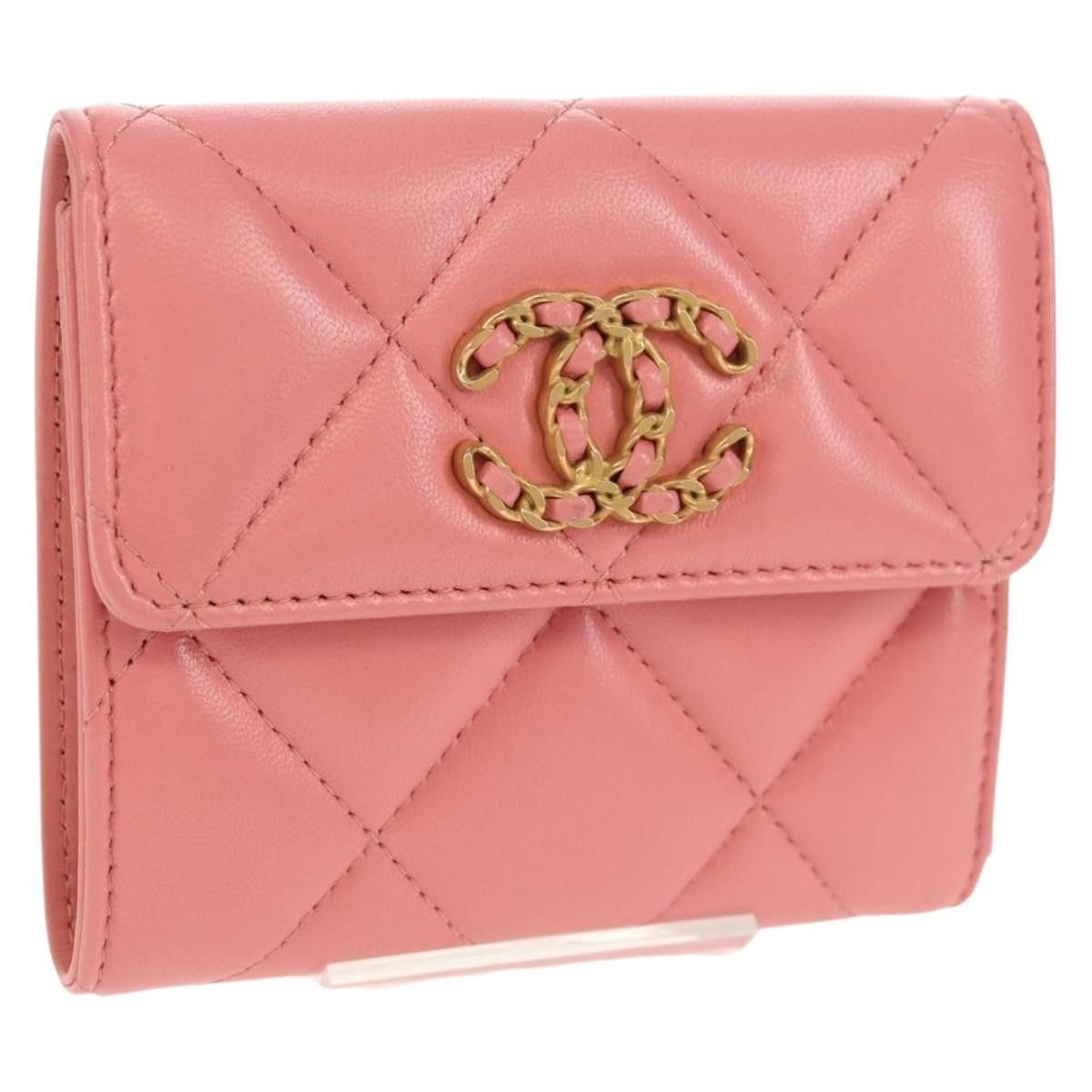 Chanel Chanel Matelasse Bifold Wallet Size ONE SIZE - 1 Thumbnail