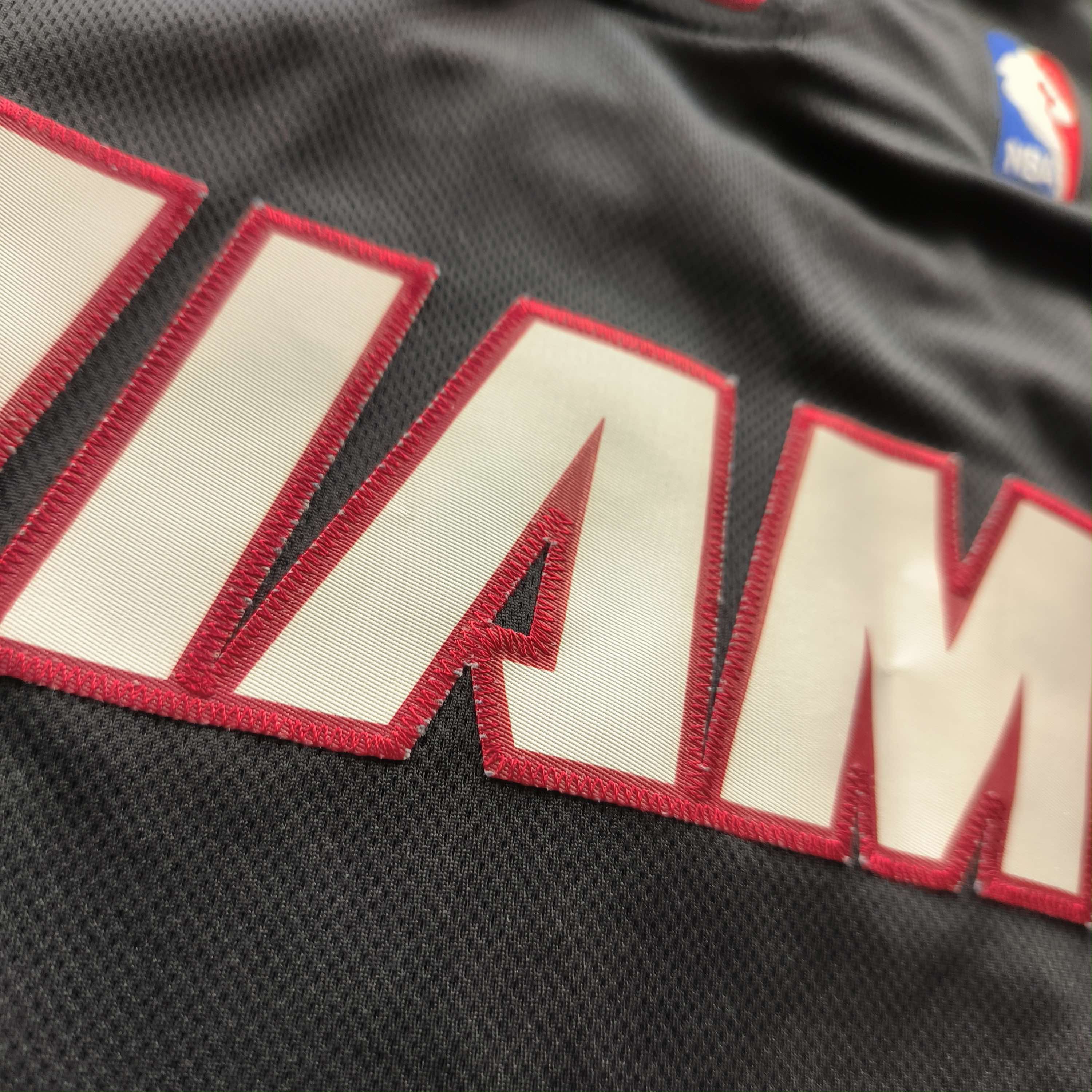Adidas Miami Heat LeBron James Adidas Swingman NBA jersey size S Size US S / EU 44-46 / 1 - 5 Thumbnail