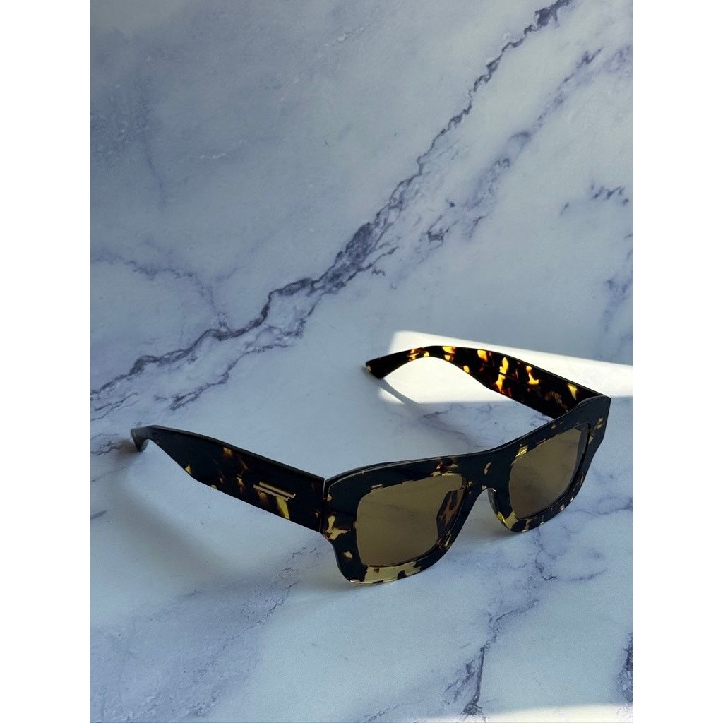 Bottega Veneta NEW Bottega Veneta BV1357S Unisex Tortoise Brown Sunglasses Size ONE SIZE - 4 Thumbnail