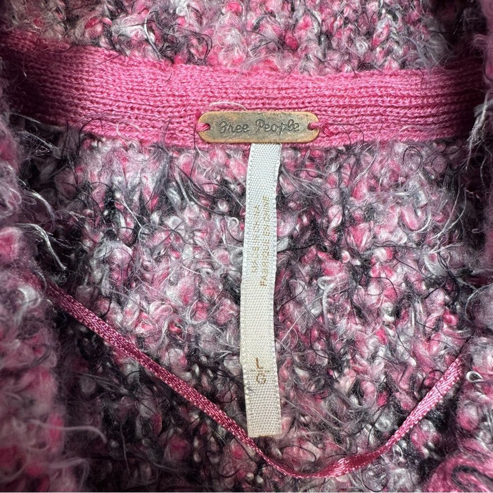 Free People Free People Stellar Pink Fuzzy Pullover Size L Size L / US 10 / IT 46 - 8 Thumbnail