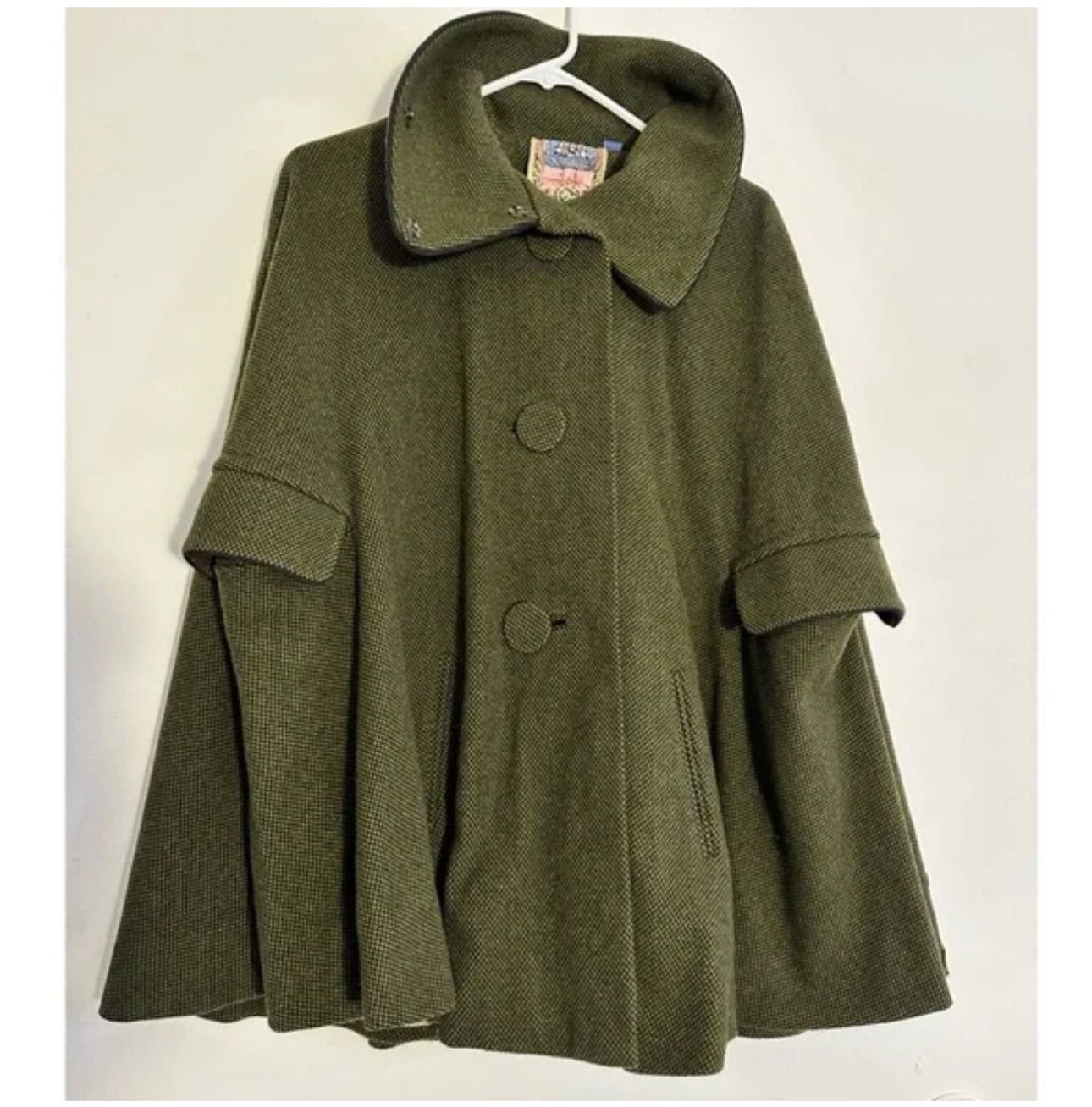 L.A.M.B. Vintage wool cape L.A.M.B. by Gwen Stefani Fall 2005 Size XS / US 0-2 / IT 36-38 - 2 Thumbnail