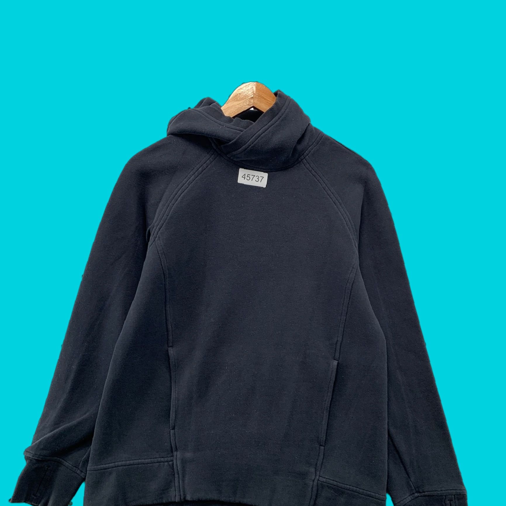 Lululemon Lululemon Hoodie Sweatshirt Womens 6 Black Fleece Hooded Pullover Cozy Size M / US 6-8 / IT 42-44 - 1 Thumbnail