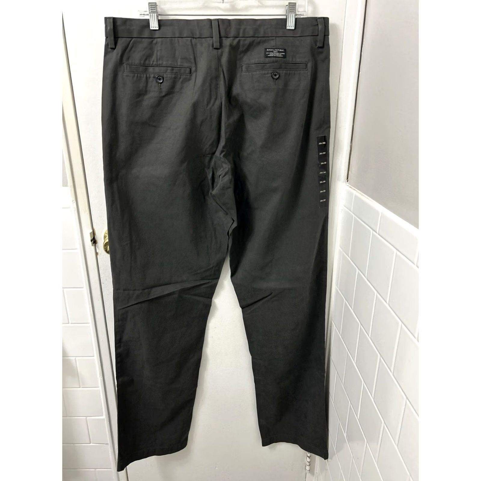 Banana Republic VINTAGE Banana Republic Gavin Chino Pants Mens 36x36 Dark Gray Straight Leg Cotton NWT Size US 36 / EU 52 - 2 Thumbnail