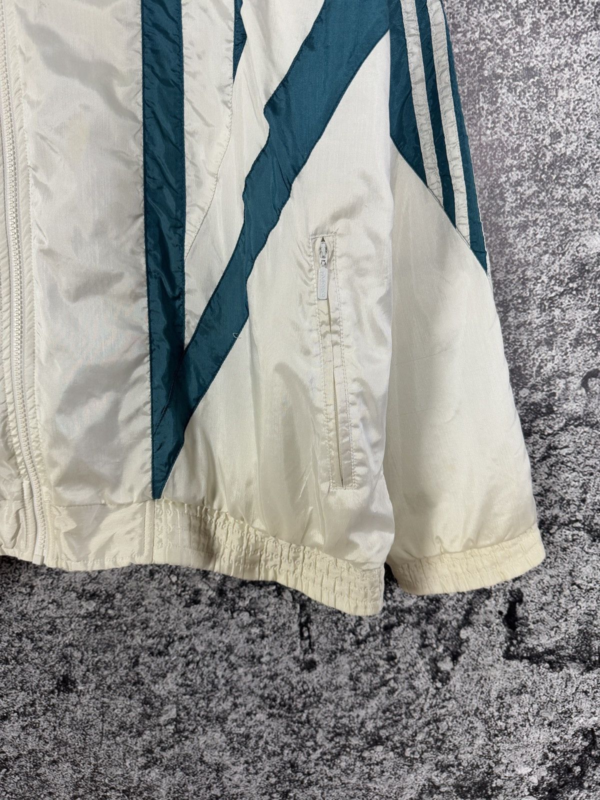 Adidas Men’s Adidas Vintage 90s Nylon Track Jacket Retro Y2K Size M Size US M / EU 48-50 / 2 - 5 Thumbnail