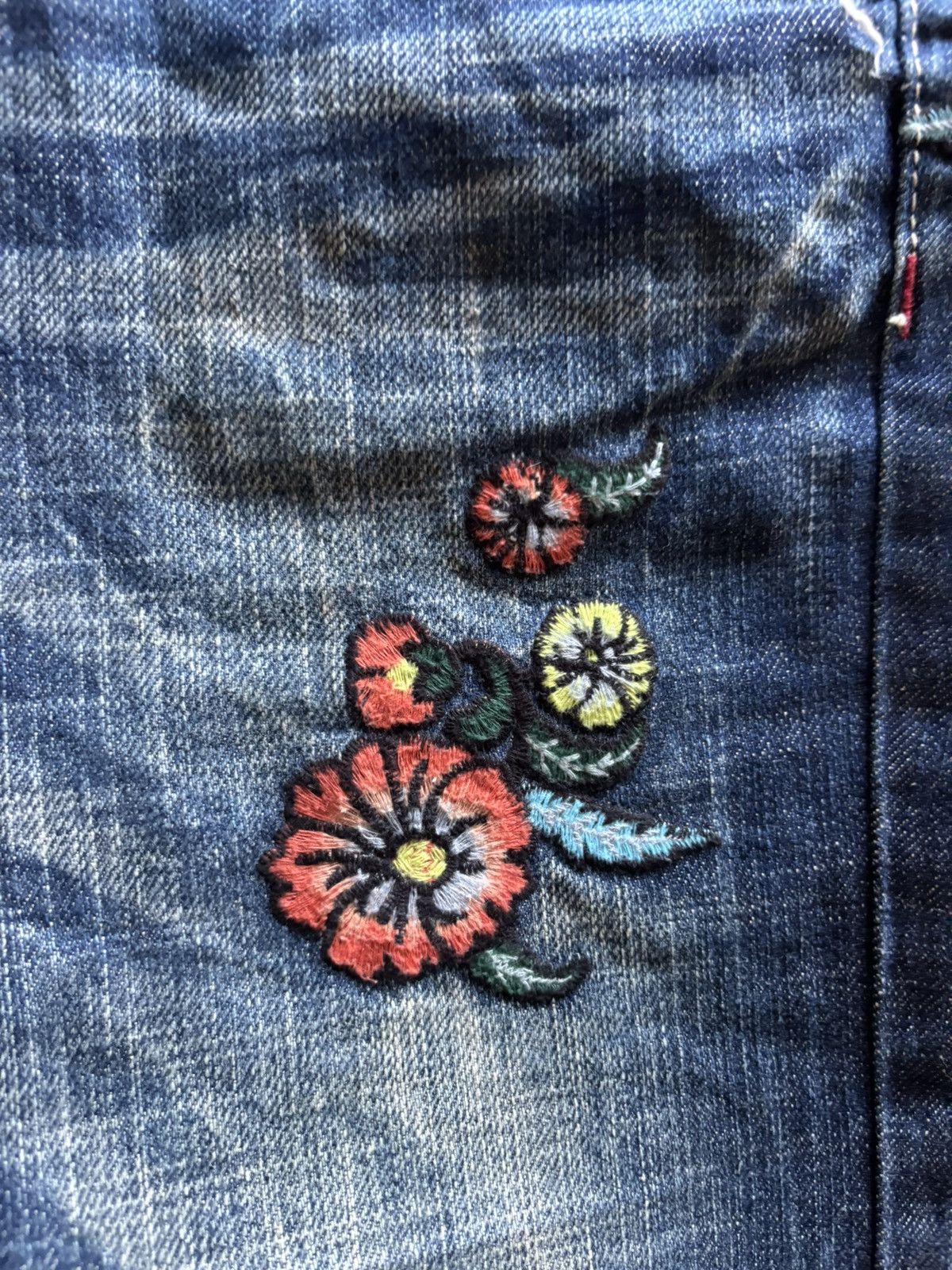 Hysteric Glamour RED PEPPER flare japanese denim floral patches low rise Size US 27 - 10 Thumbnail