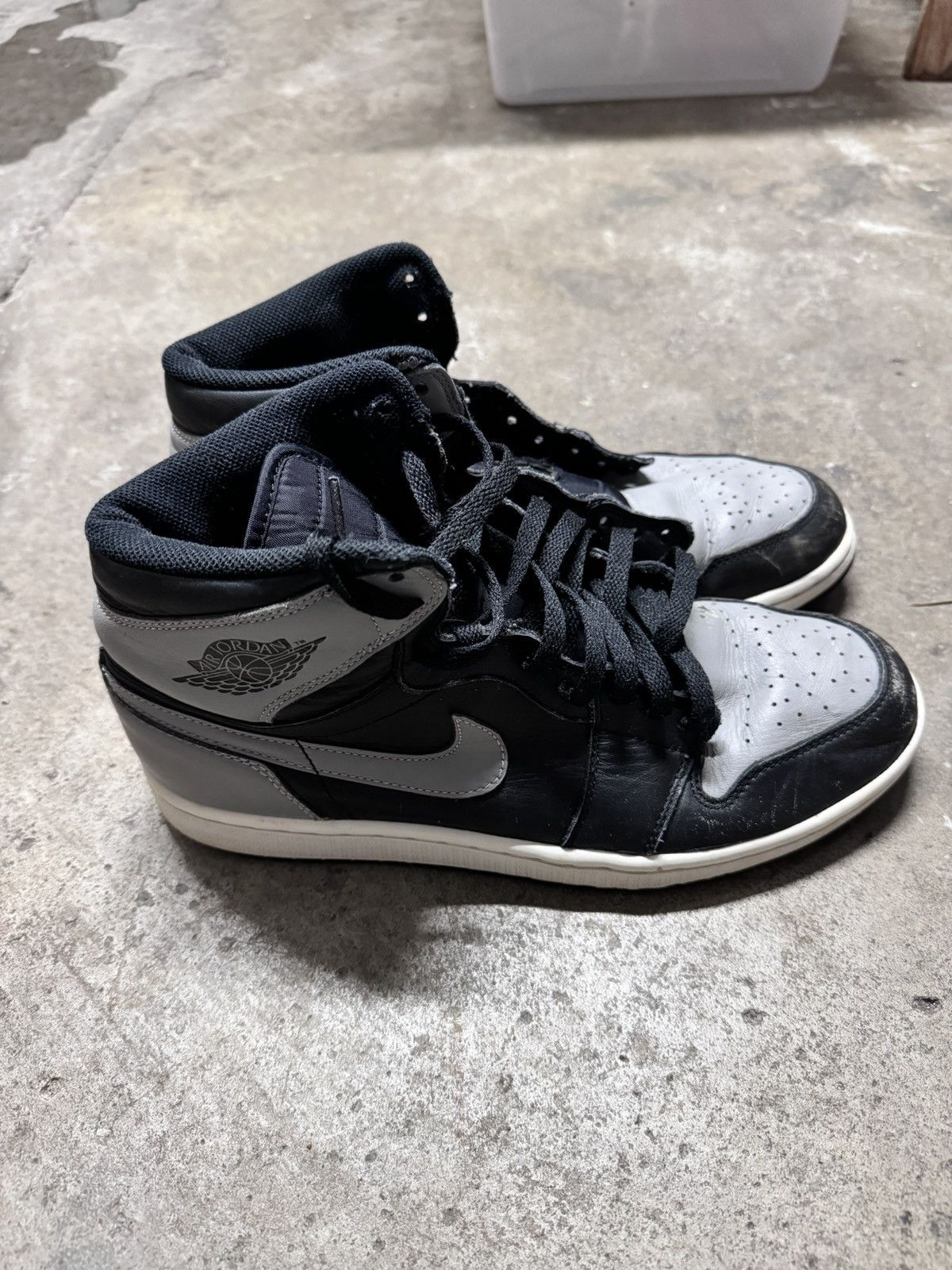 Jordan Brand × Nike Nike Air Jordan 1’s Shadow (2013) Size US 10 / EU 43 - 3 Thumbnail