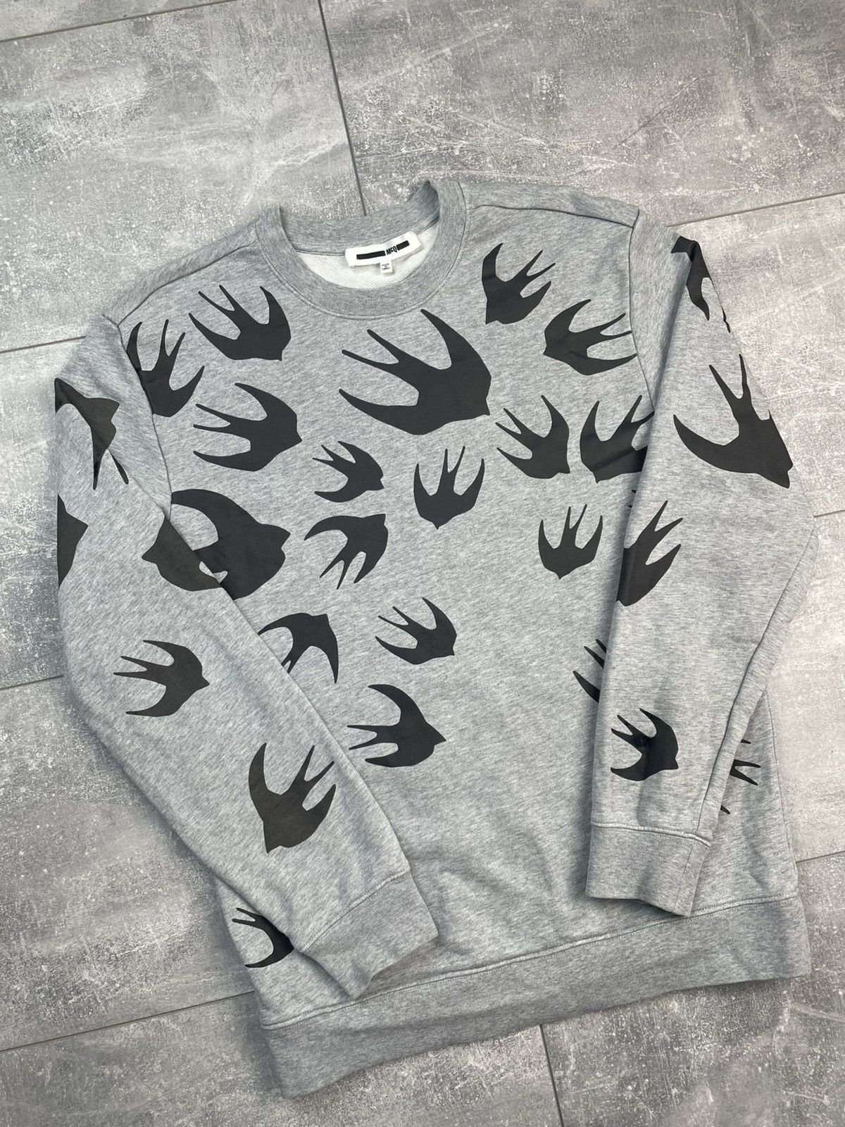 Alexander McQueen Alexander McQueen by McQ Swallow Print Sweatshirt Size US S / EU 44-46 / 1 - 3 Thumbnail