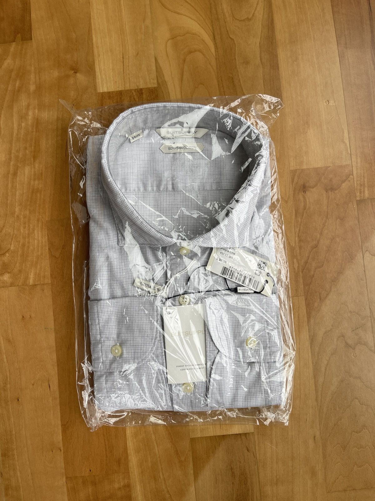 Suitsupply Suitsupply 4 Pack Shirting Size 48R - 1 Thumbnail