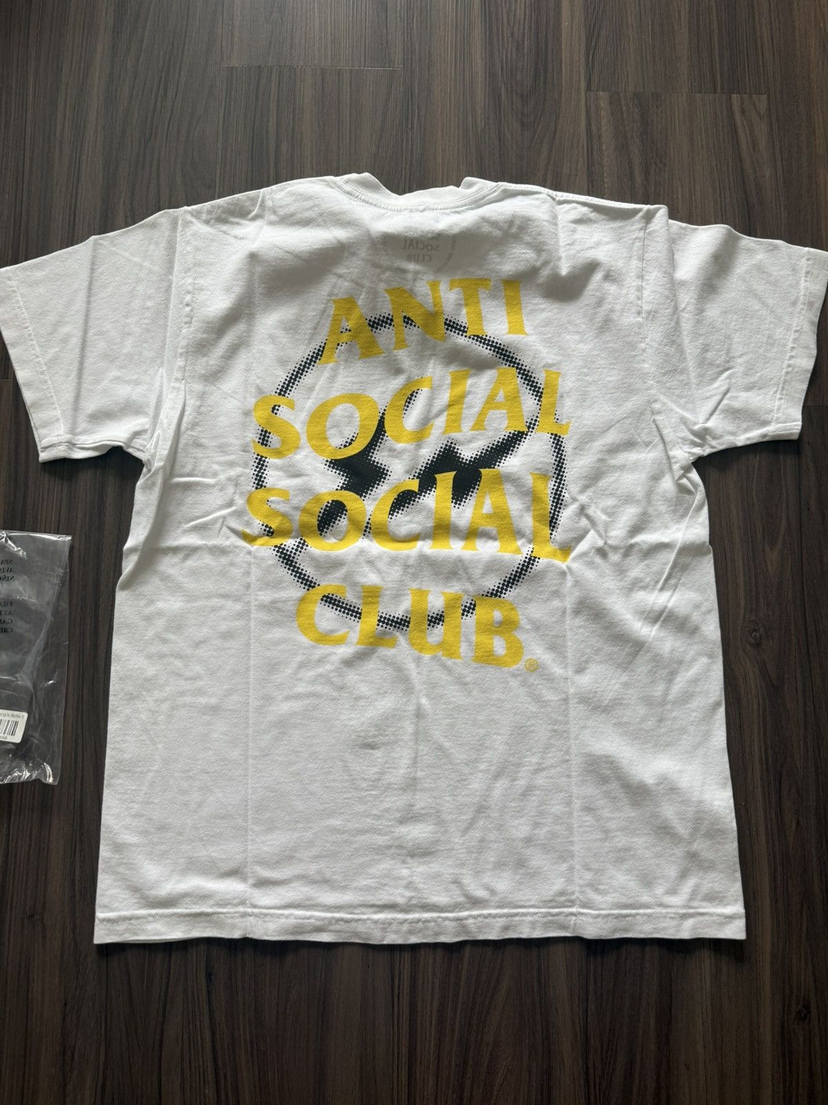 Anti Social Social Club × Fragment Design Anti Social Social Club x Fragment Design Tee White/Yellow M Size US M / EU 48-50 / 2 - 4 Thumbnail