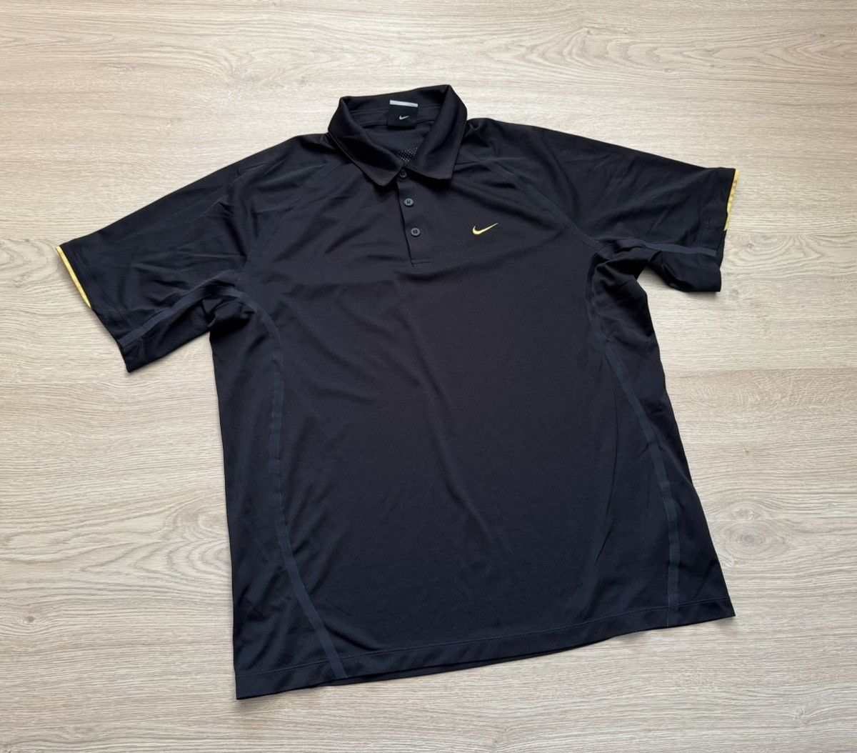Vintage Vintage 00s Nike y2k Black Dri-Fit Sport Japanese Polo 