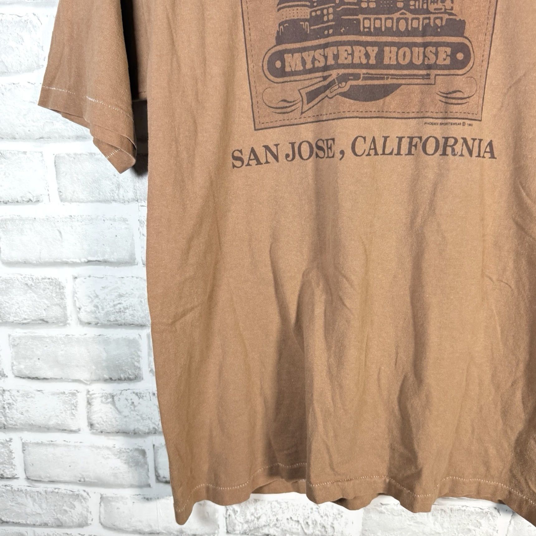 Vintage VINTAGE Belton Winchester Mystery Graphic Tee Shirt USA Large Brown Single Stitch Mens Size US L / EU 52-54 / 3 - 3 Thumbnail