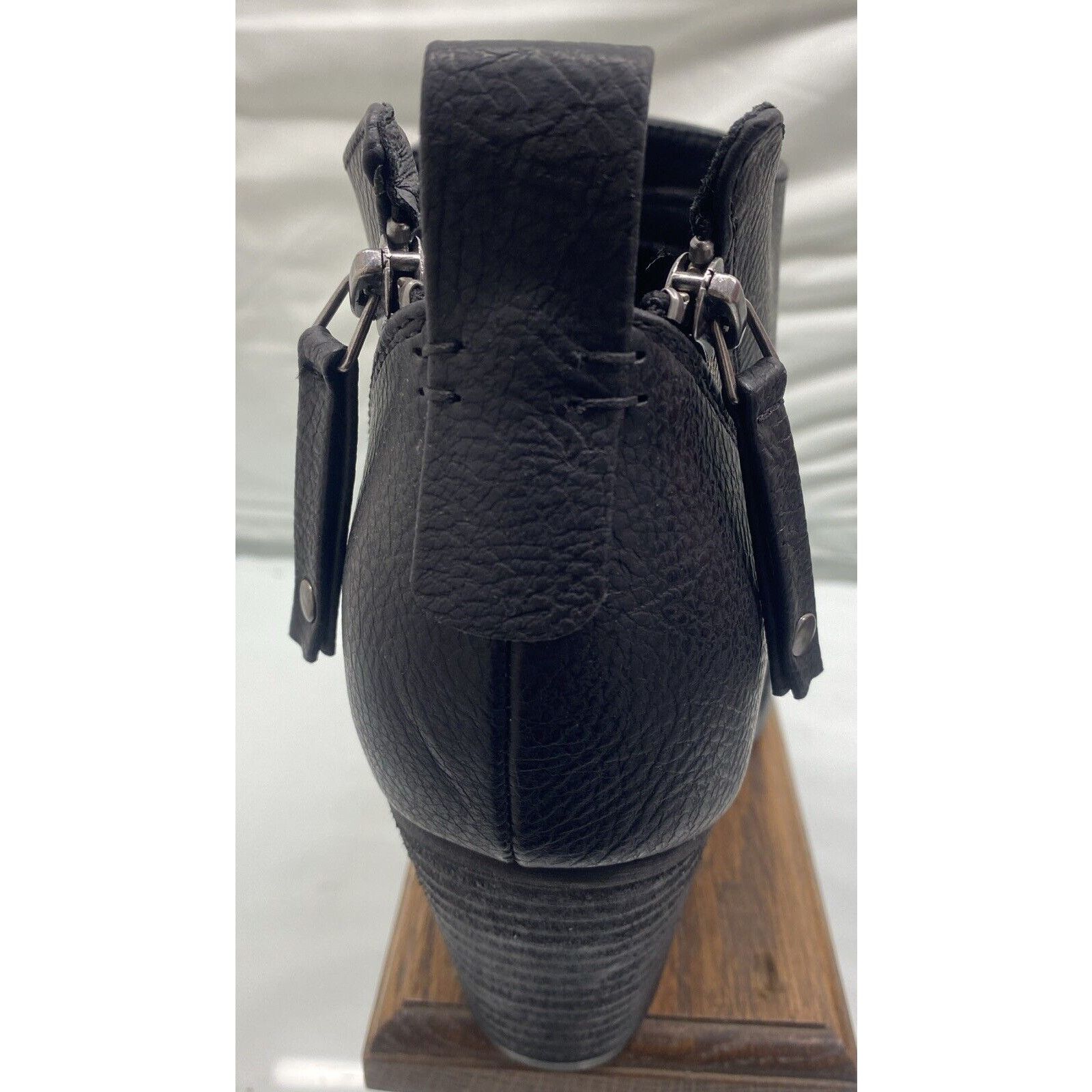 Corridor Torrid Womens Boots Black Leather Size 7.5-NEW Size US 7.5 / IT 37.5 - 3 Thumbnail