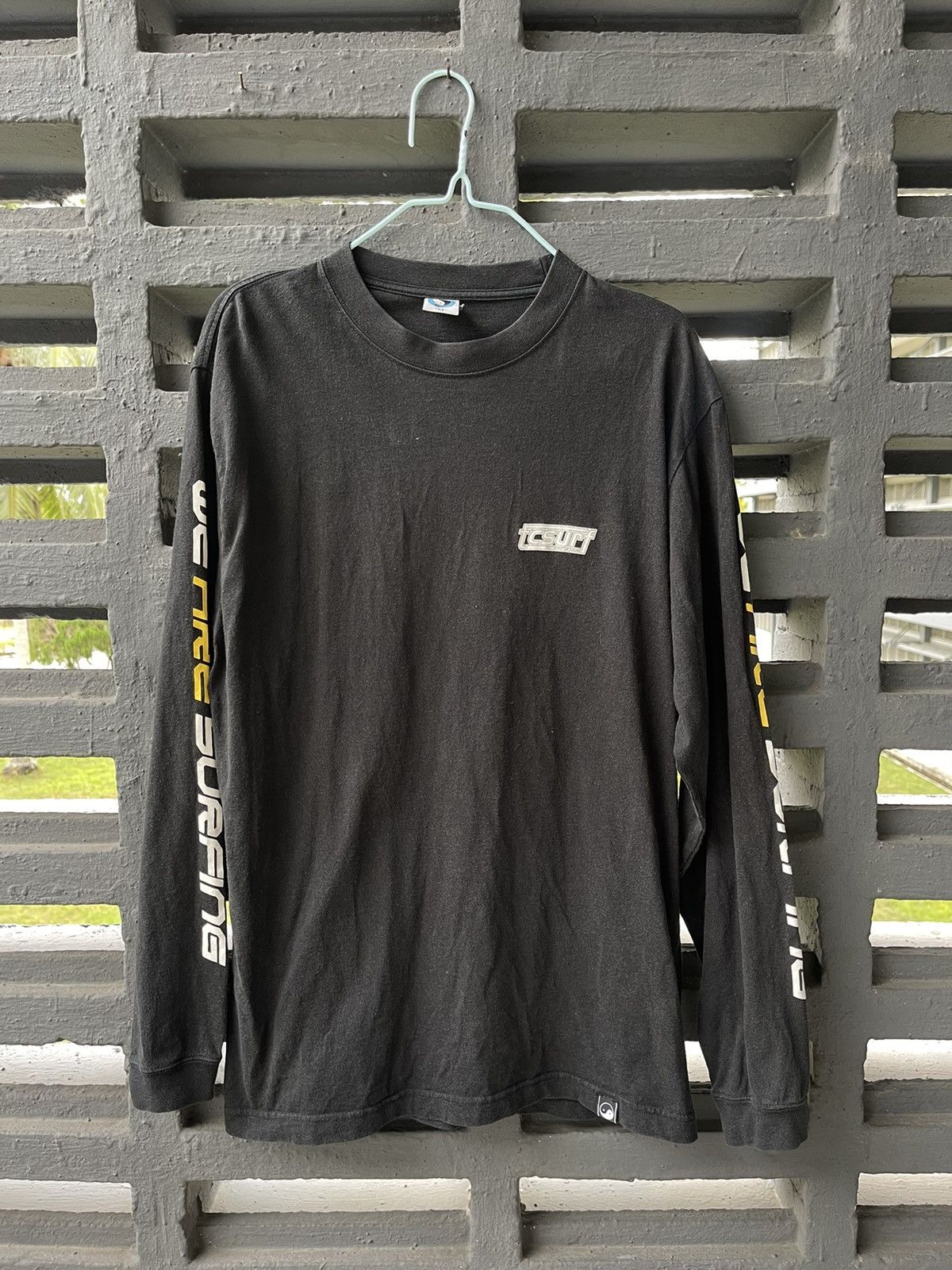 Other T&C surfing surfboad long sleeve t-shirt Size US M / EU 48-50 / 2 - 1 Thumbnail