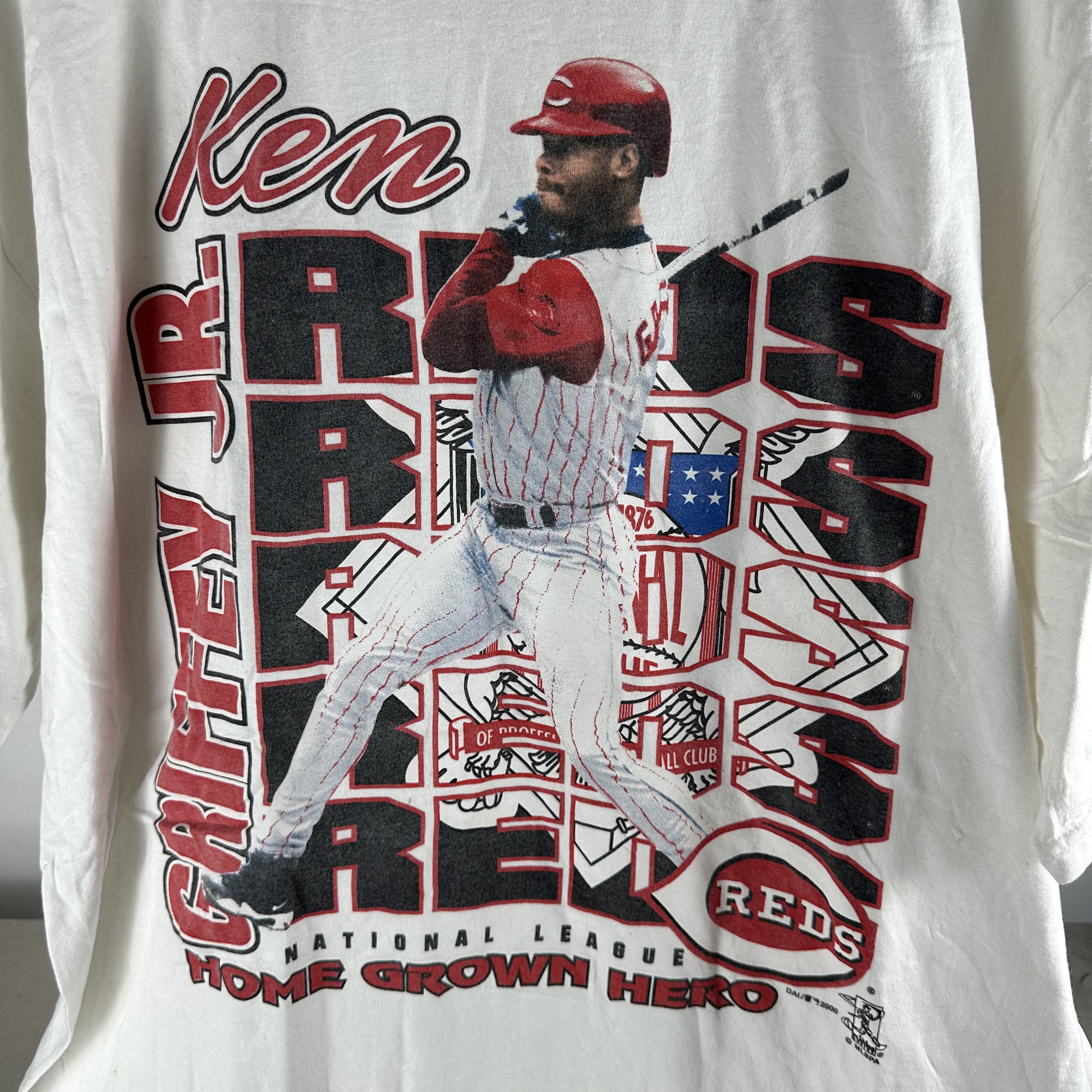 Vintage 2000 Ken Griffey Jr Cincinnati Reds Home Grown Hero MLB Tee Size US XXL / EU 58 / 5 - 2 Thumbnail