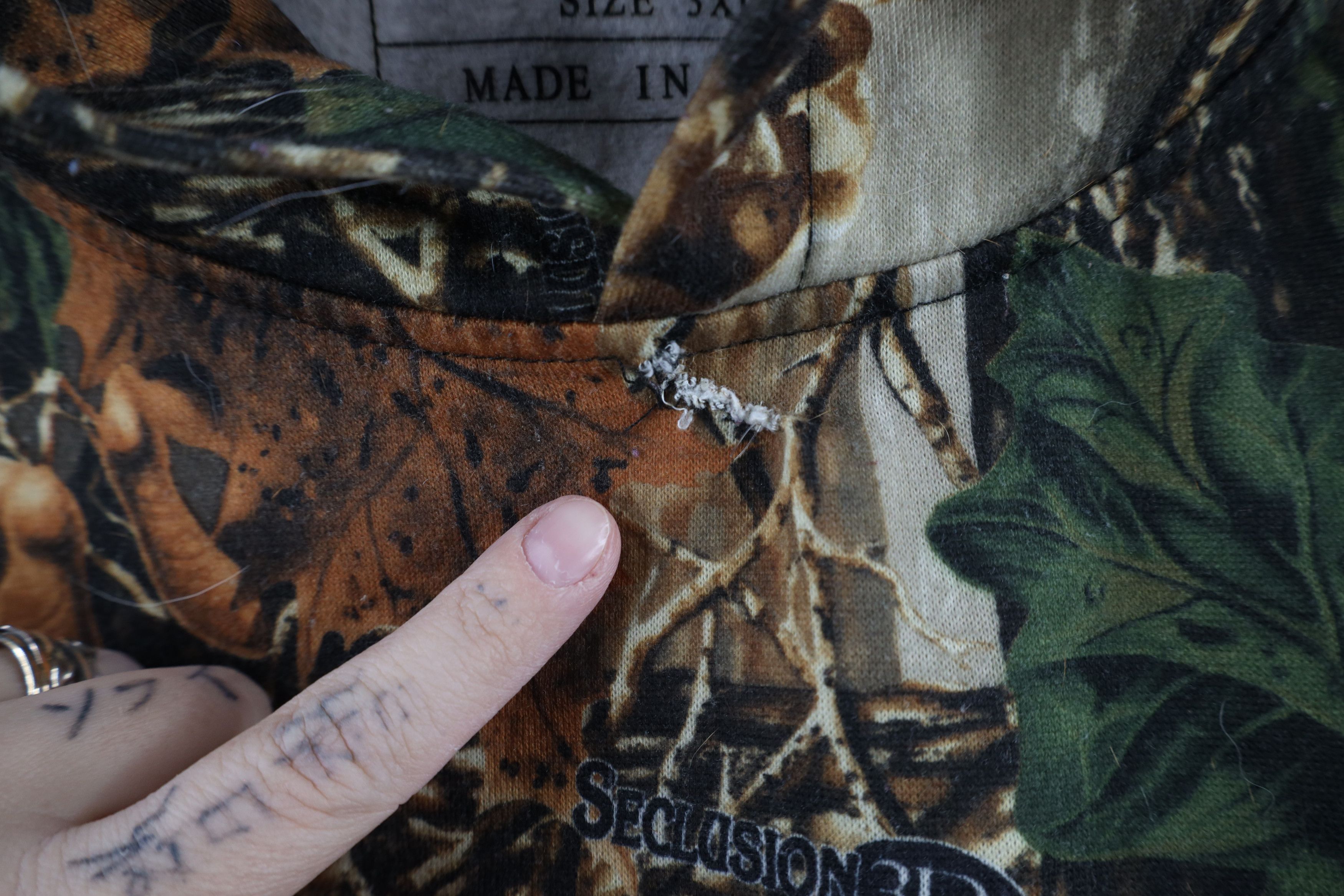 Cabelas × Vintage Vintage Cabelas Spell Out Camouflage Hoodie Sweatshirt Size US XXL / EU 58 / 5 - 5 Thumbnail