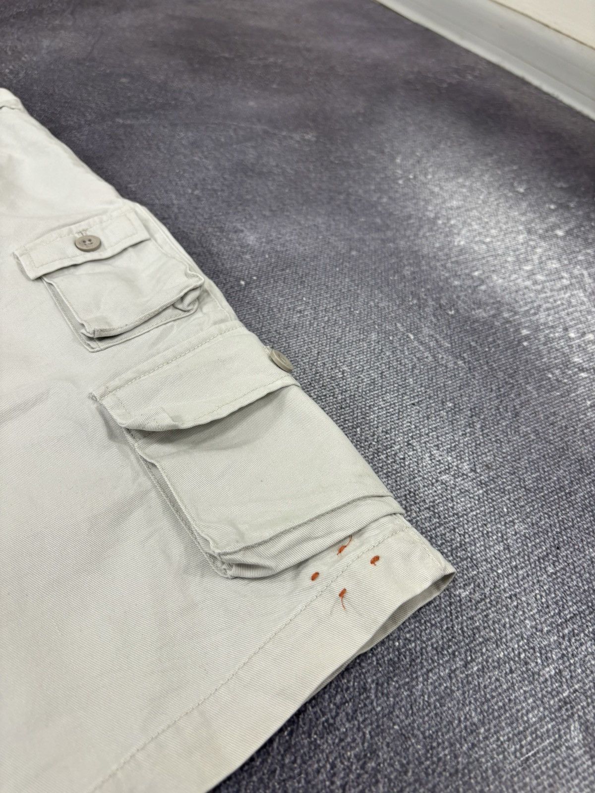 Izod Vintage Izod 2000s Wide Leg Skate Hype Baggy Cargo Shorts Size US 38 / EU 54 - 16 Thumbnail