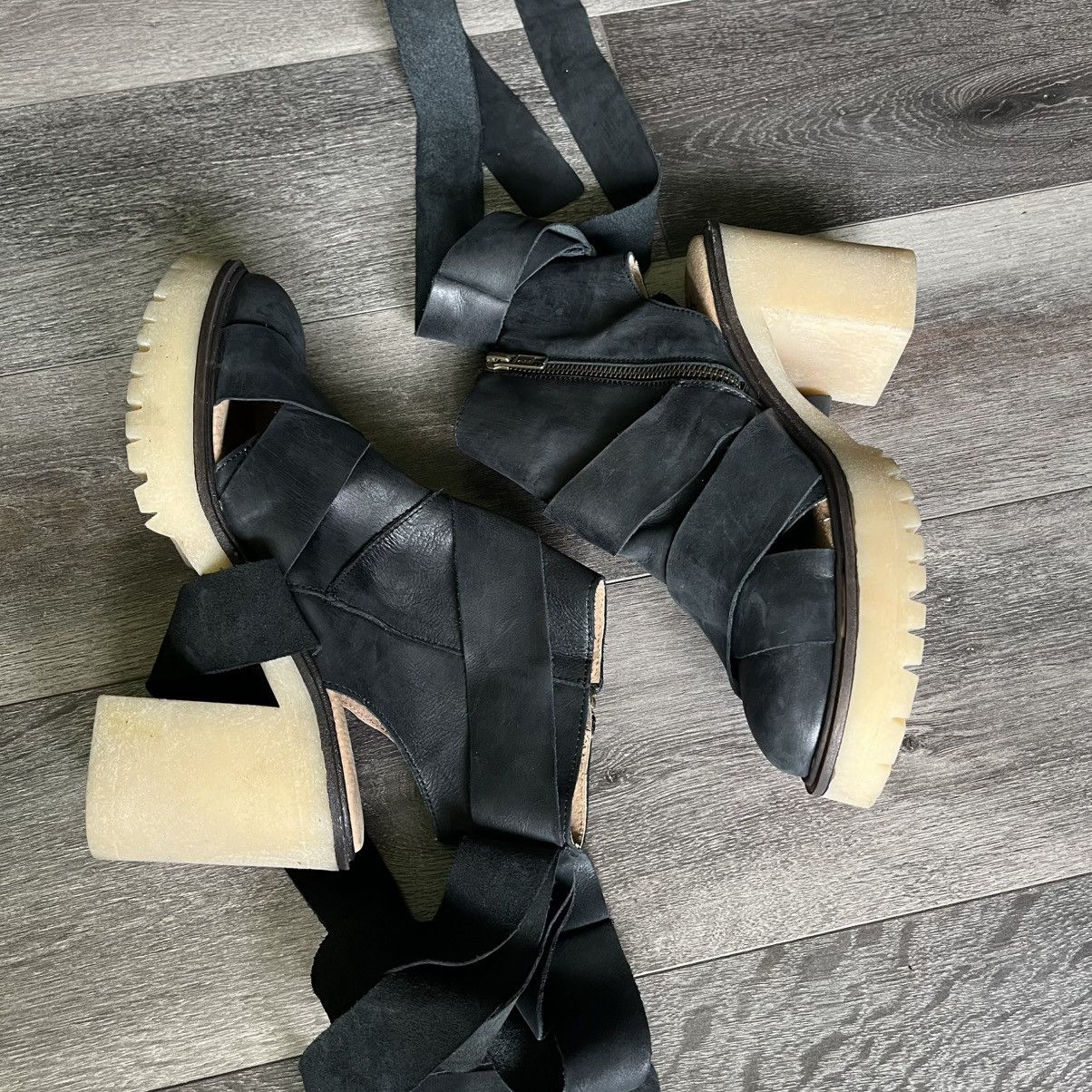 Free People Free People Womens Blake Black Ankle Strap Platform Heels 39 Size US 8 / IT 38 - 4 Thumbnail
