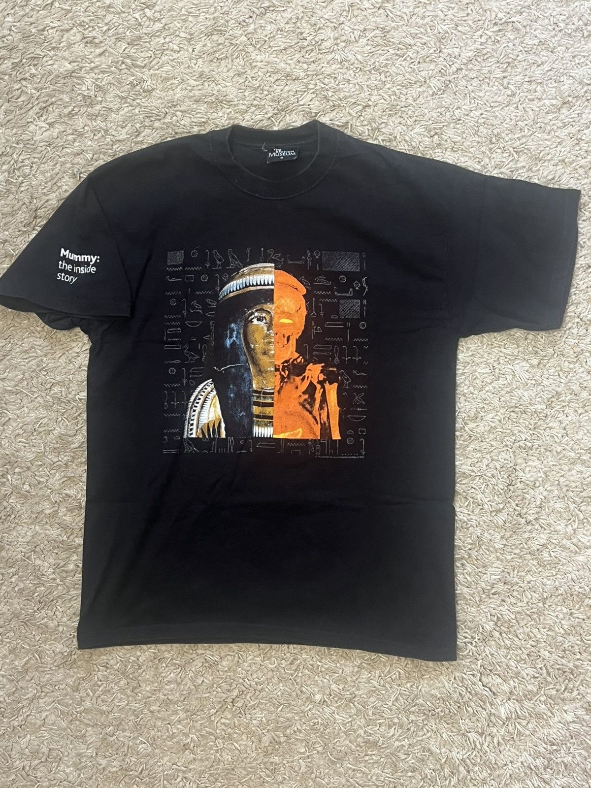 Vintage The British Museum vintage ART t-shirt Mummy:the insidestory Size US M / EU 48-50 / 2 - 1 Thumbnail