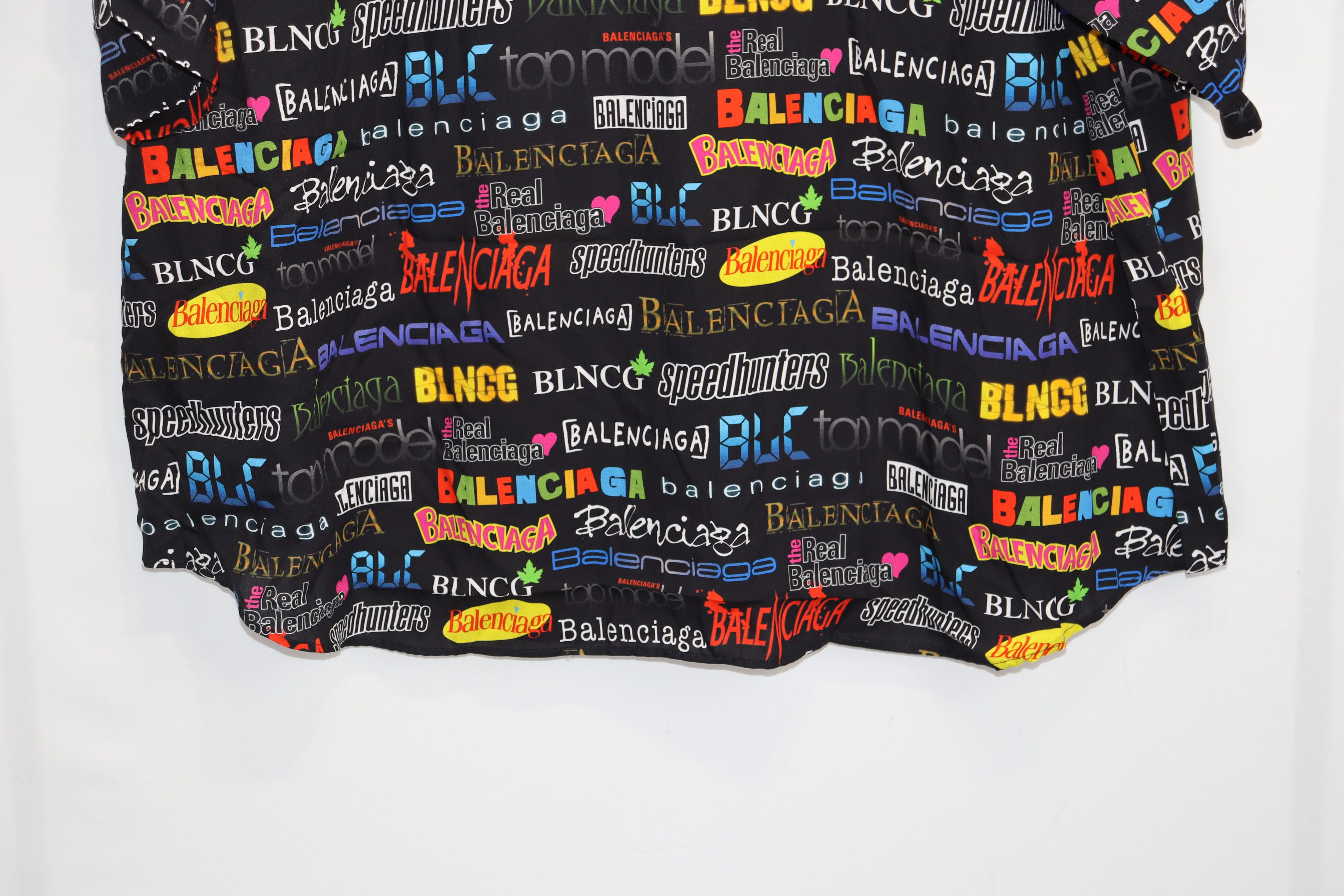 Balenciaga All Over Multi Logo Print Vacation Shirt in Multicolor Size US XL / EU 56 / 4 - 10 Thumbnail