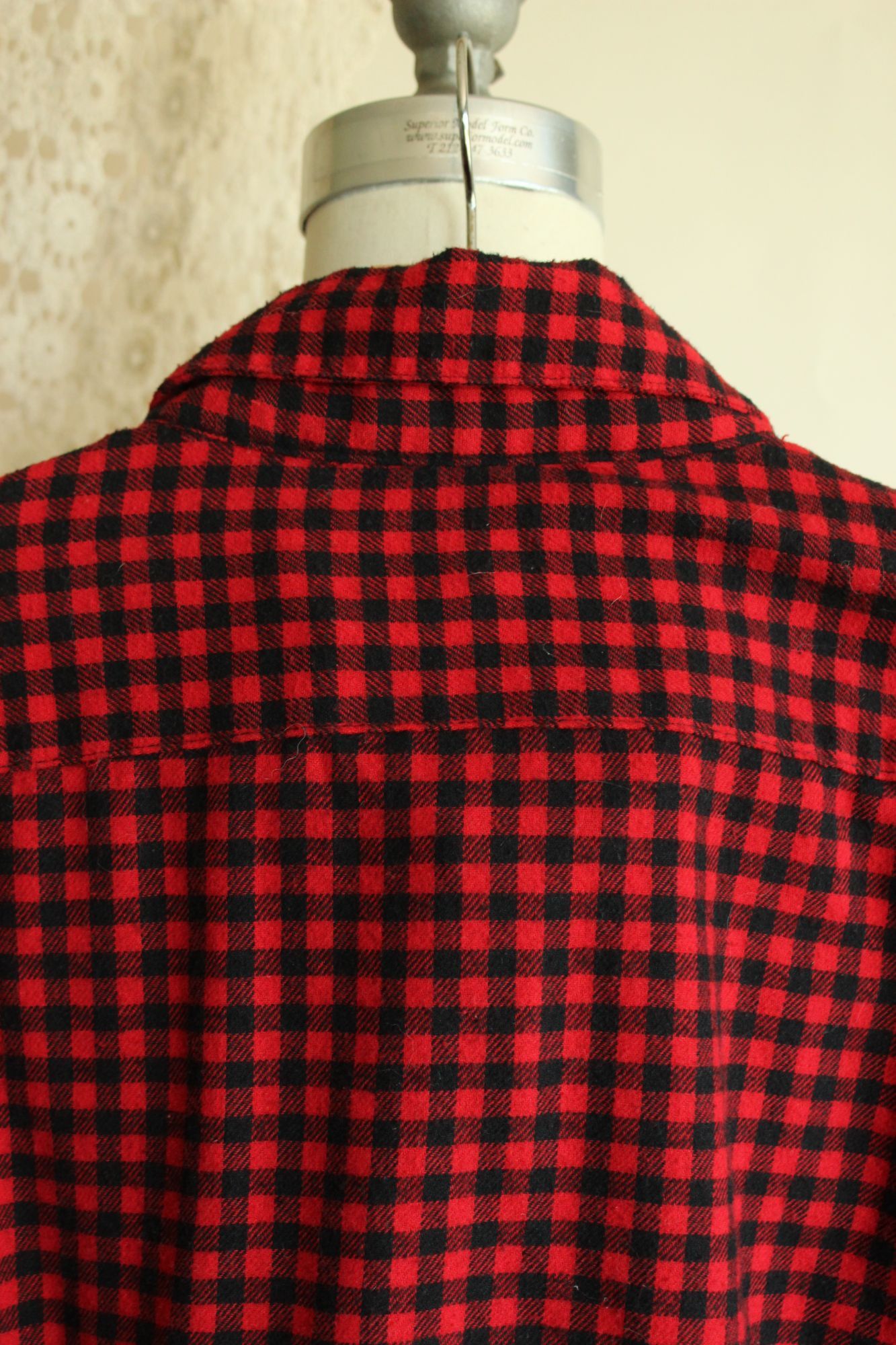 Other Goodfellow & Co Mens, Size L, Red & Black Plaid Button-Up Fl Size US L / EU 52-54 / 3 - 8 Thumbnail