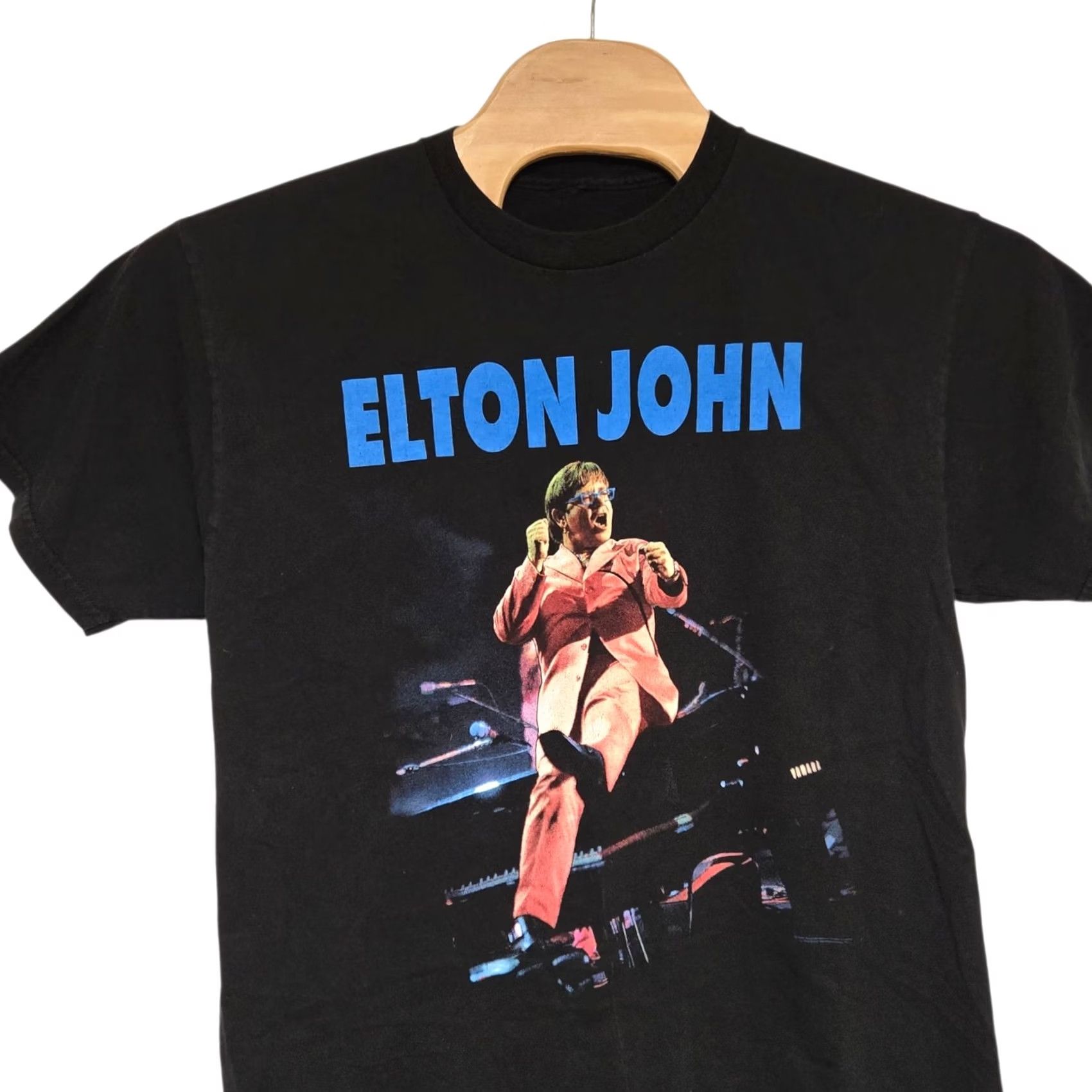 Vintage VINTAGE Elton John The Big Picture tour t-shirt Mens Large Black Shirt 1997 READ Size US L / EU 52-54 / 3 - 2 Thumbnail