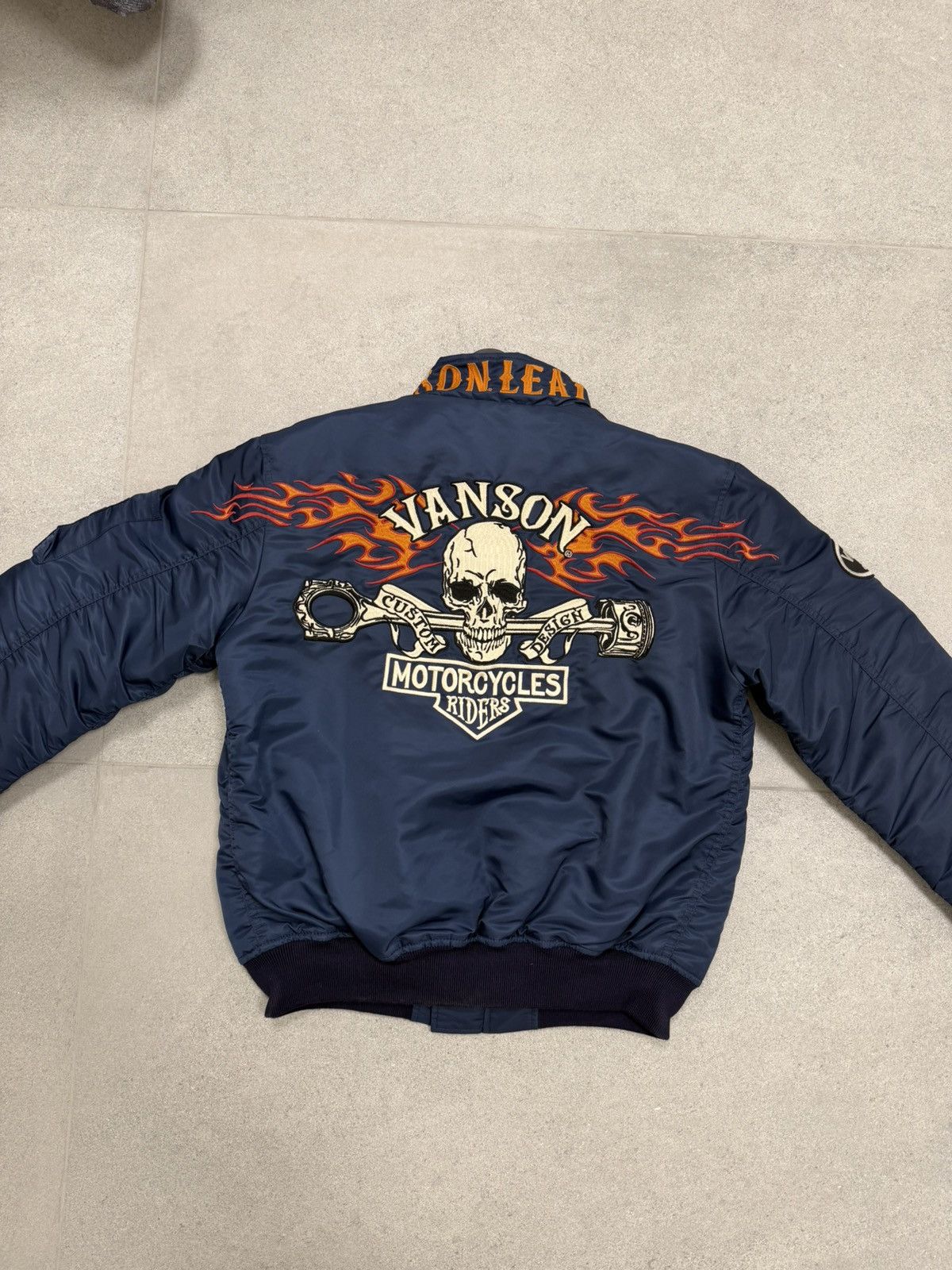Vanson Leathers Vanson leather bomber motorcycle jacket Size US L / EU 52-54 / 3 - 5 Thumbnail