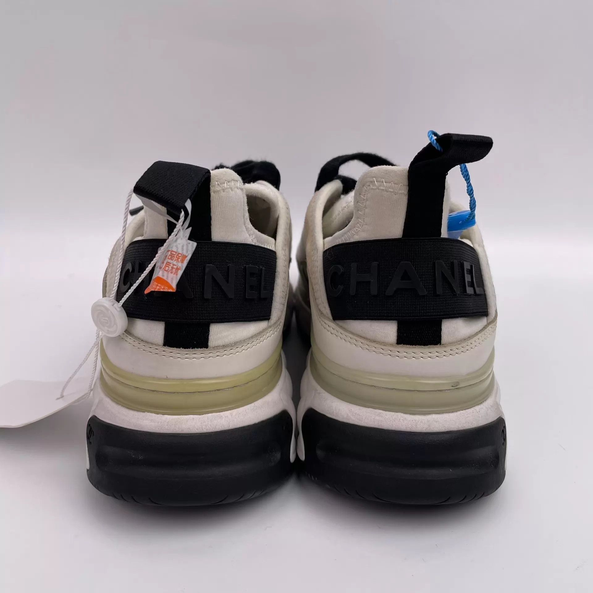 Chanel Chanel Platinum Velvet Air Cushion Sneaker Women's Size US 7.5 / IT 37.5 - 9 Thumbnail