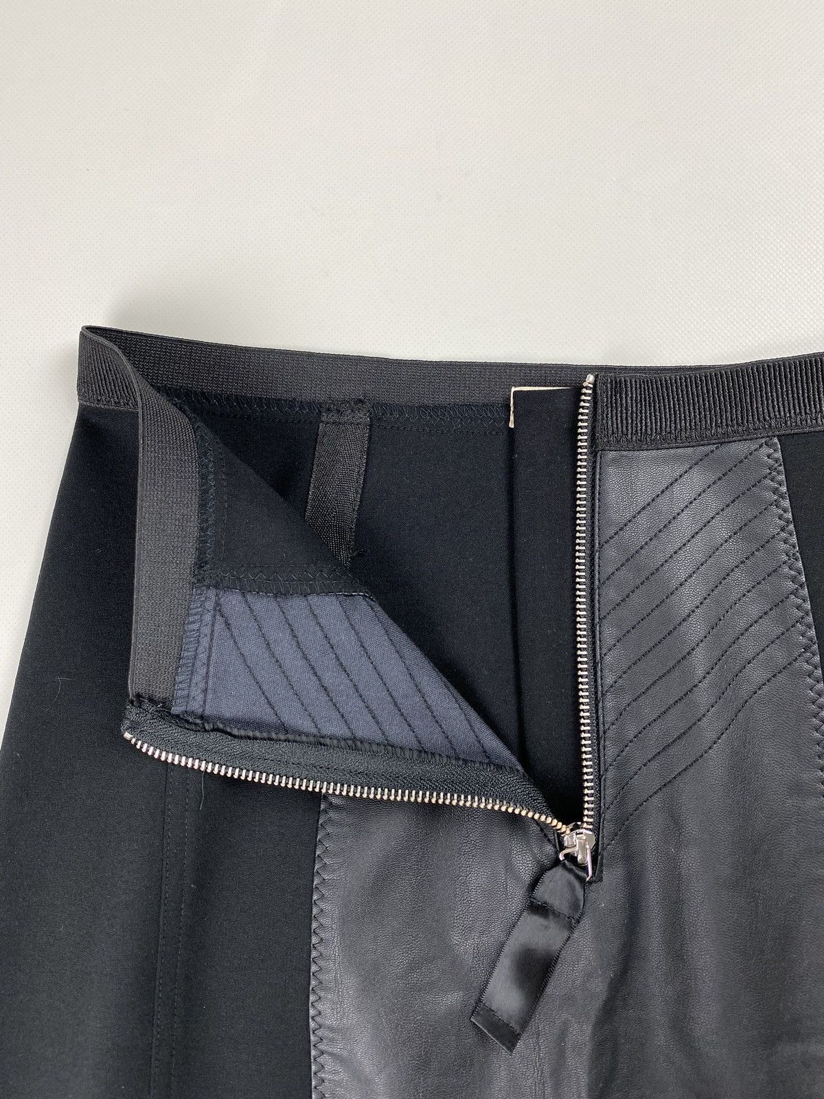 Jean Paul Gaultier JPG Jean Paul Gaultier Lindex ladies pencil skirt size M Size 26" / US 2 / IT 38 - 8 Thumbnail