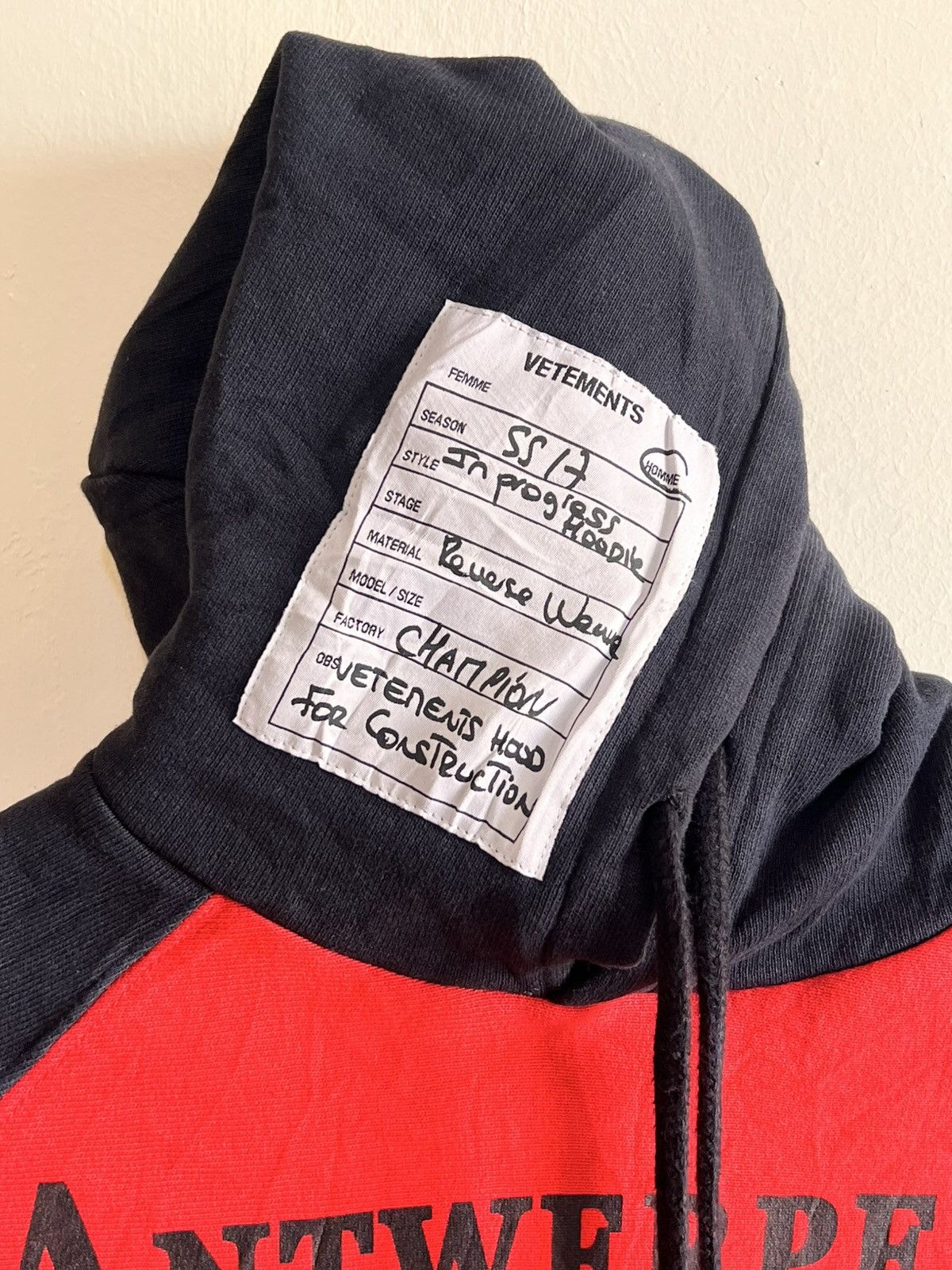 Vetements VETEMENTS ANTWERPEN HOODIE Size US S / EU 44-46 / 1 - 7 Thumbnail