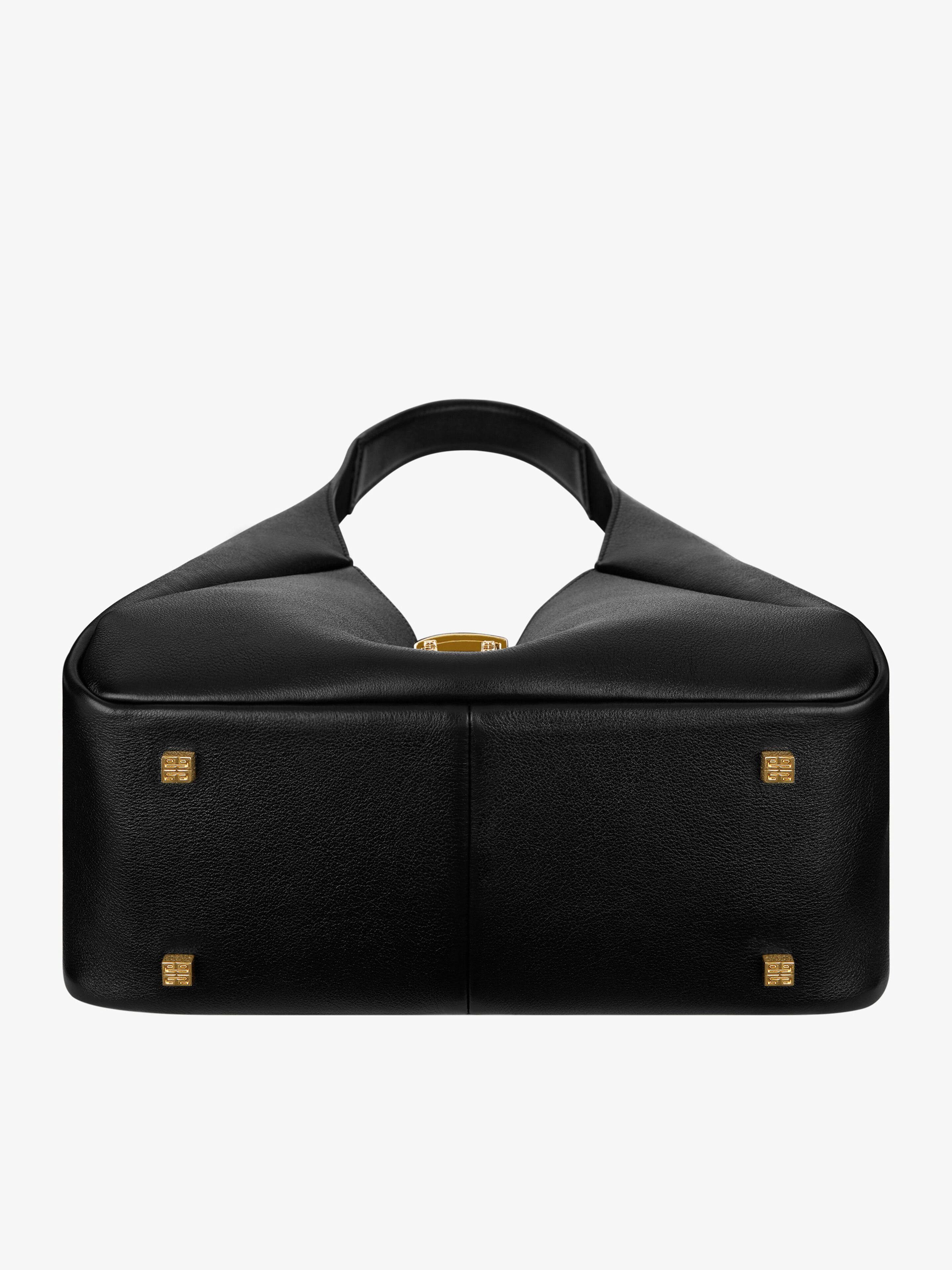 Givenchy o1loc1c0824 Size: OS / Shoulder Bag in Black Size ONE SIZE - 2 Thumbnail