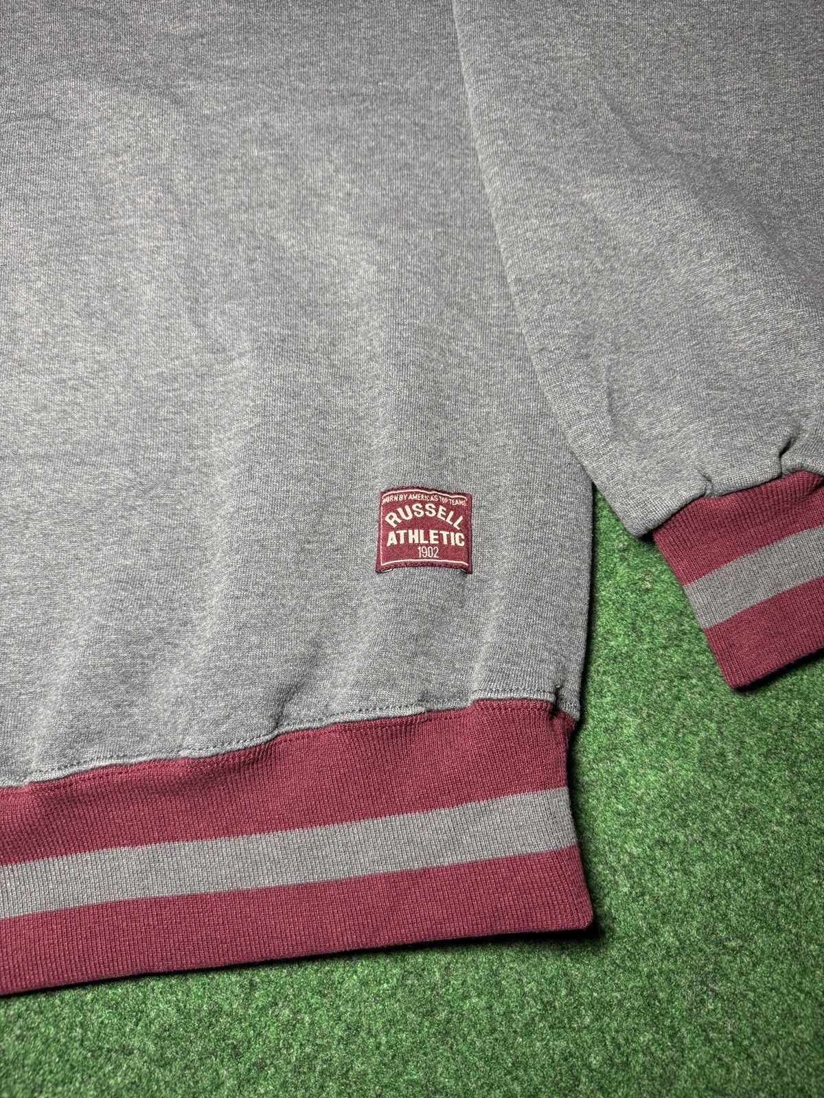 Russell Athletic × Vintage Vintage 90s Russell Athletic XL Minimalist Sweatshirt Size US XL / EU 56 / 4 - 2 Thumbnail