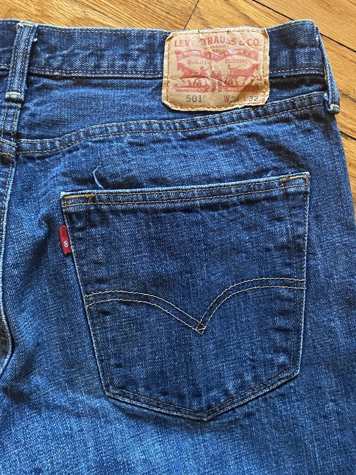 Levi's × Vintage Levi’s 501 Rare Blank Red Tab 36x32 Size US 36 / EU 52 - 1 Thumbnail