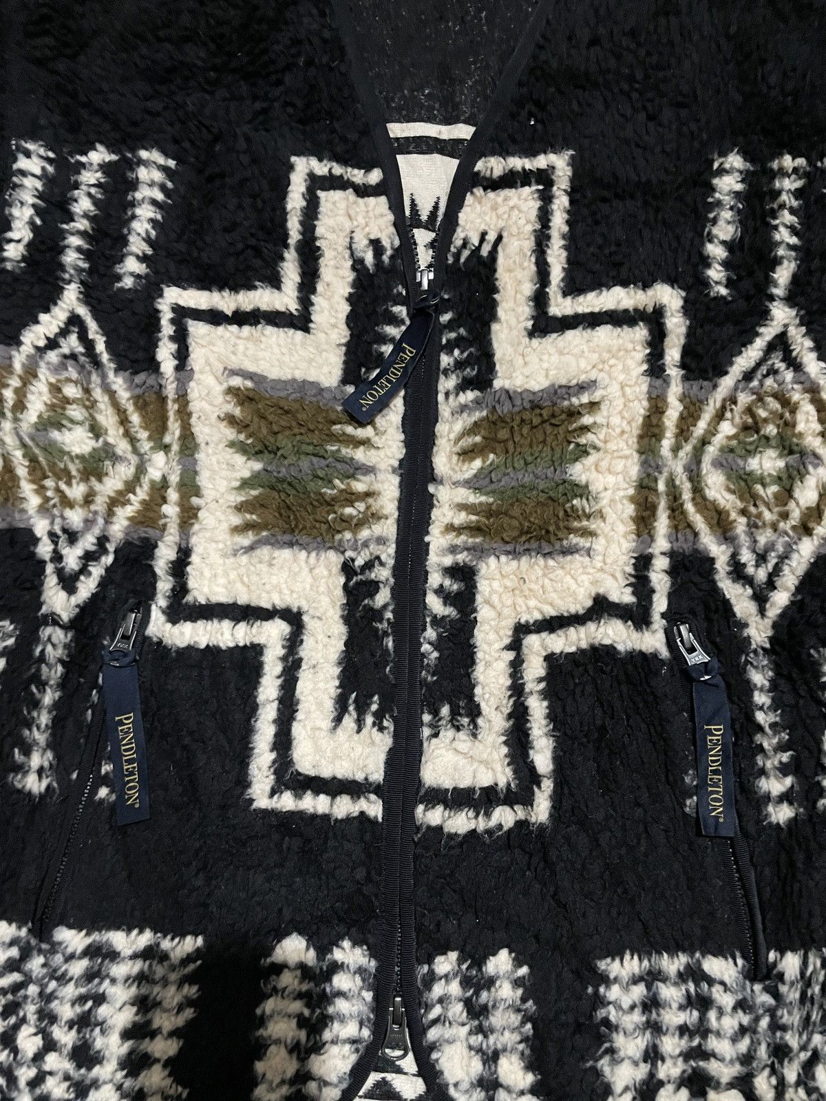 Beams Japan × Native × Pendleton Pendleton X Beams Japan American Native Design Psychedelic M Size US M / EU 48-50 / 2 - 6 Thumbnail