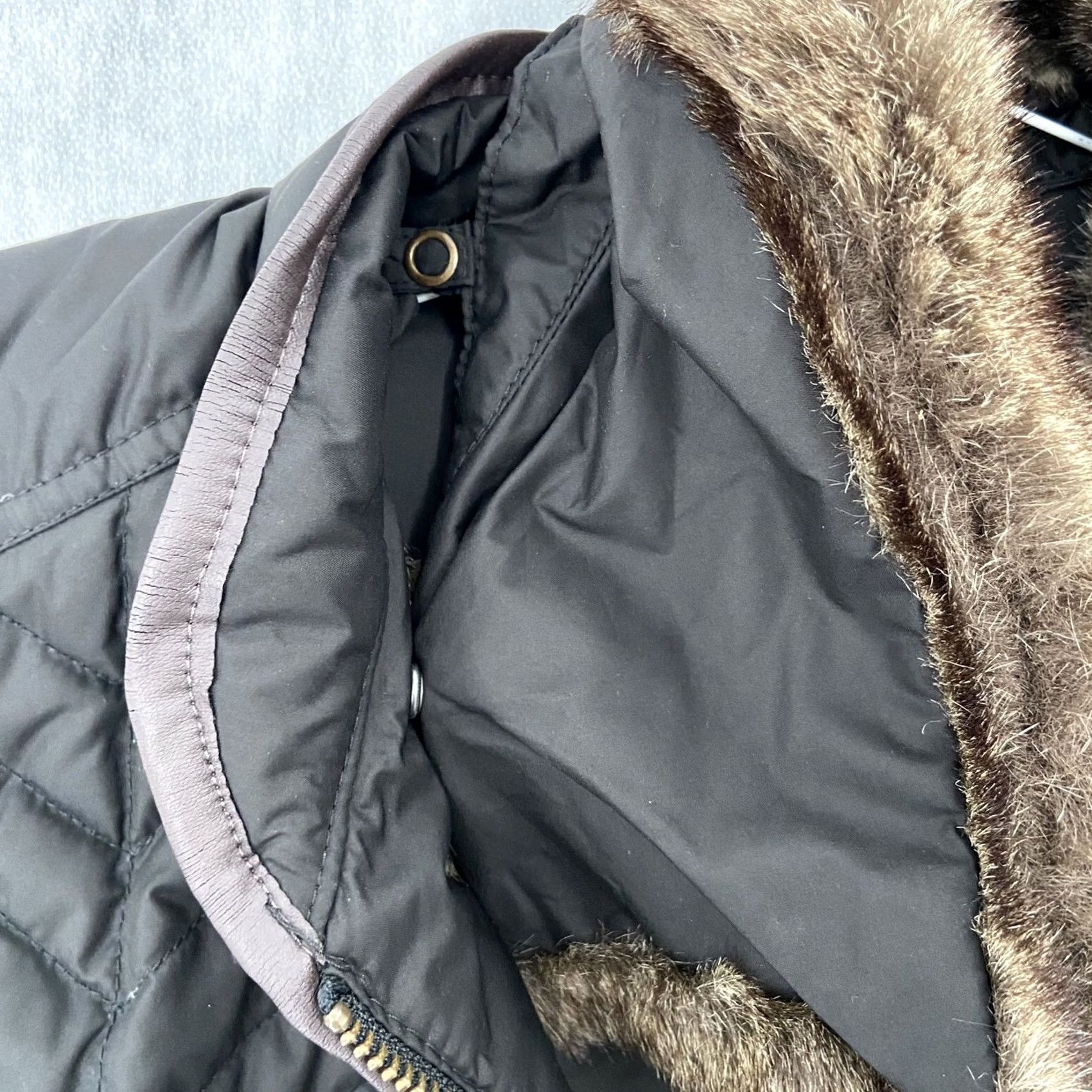 Eddie Bauer Eddie Bauer Jacket Womens Small Black Quilted Goose Down Coat Long Hooded Ladies Size S / US 4 / IT 40 - 6 Thumbnail