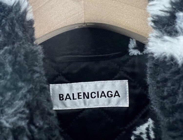 Balenciaga Balenciaga black and white bullet screen full logo teddy ja Size US XS / EU 42 / 0 - 6 Thumbnail