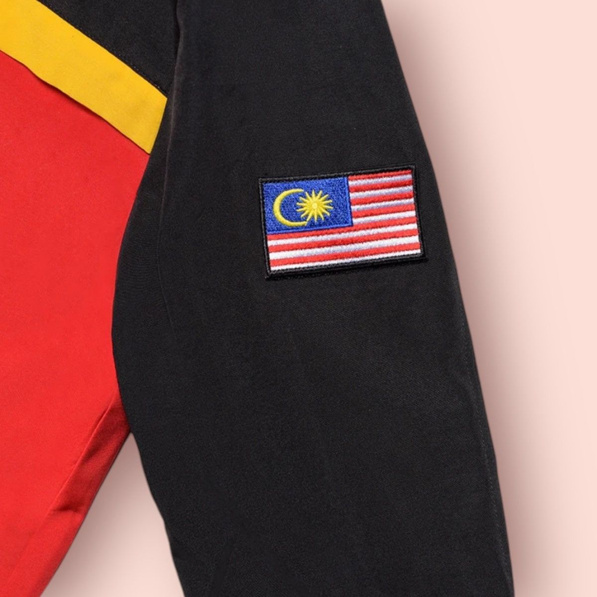 DHL × Designer LIMITED EDITION CHRISTY NG X DHL EXPRESS HOODED WINDBREAKER Size US XL / EU 56 / 4 - 6 Thumbnail
