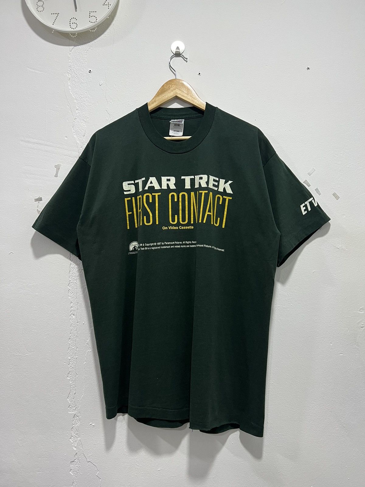 Vintage Vintage 1997’ Star Trek ‘Video Cassette’ Promo Tshirt Size US L / EU 52-54 / 3 - 1 Thumbnail