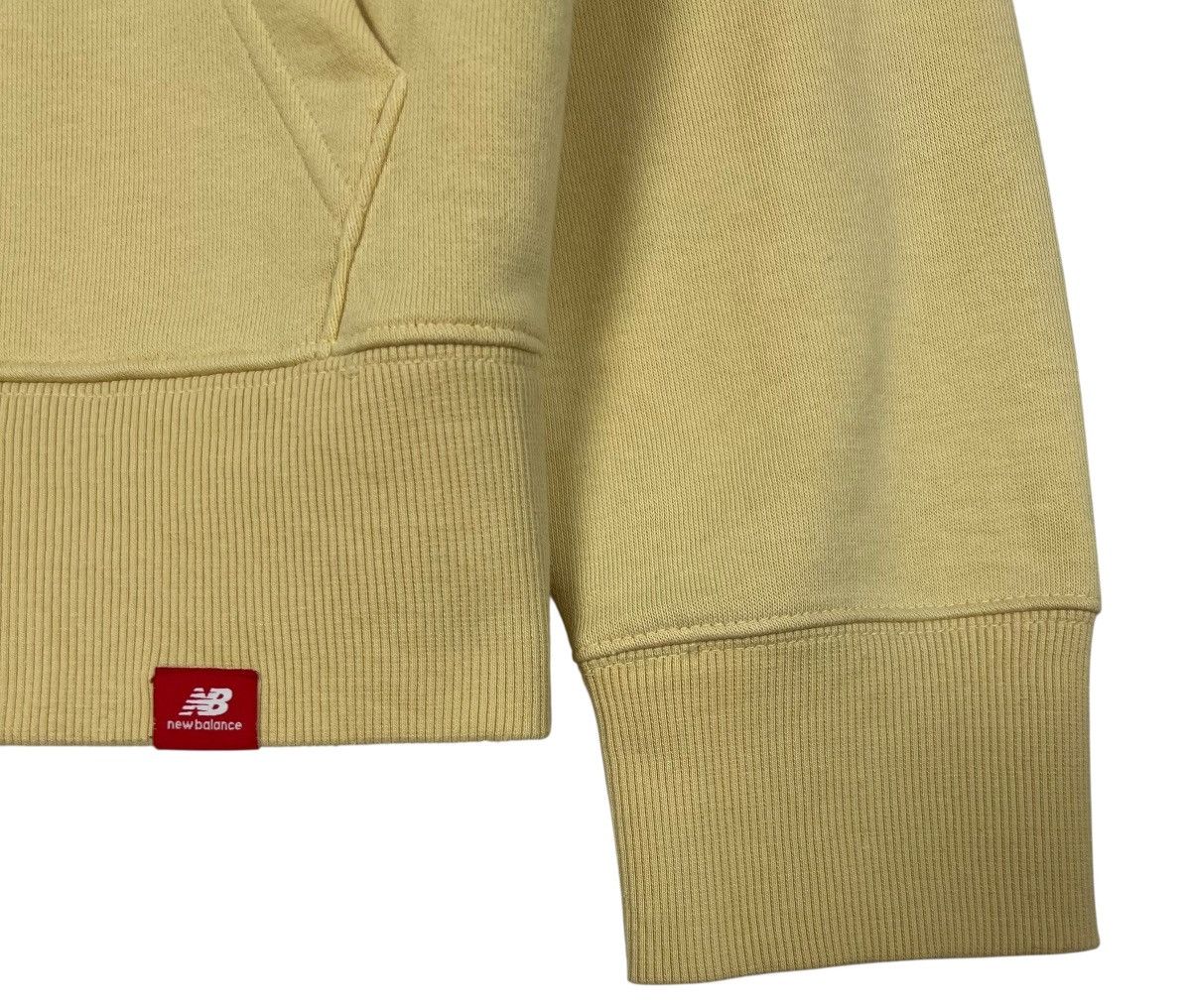 New Balance New Balance Small Logo Hoodie Size US L / EU 52-54 / 3 - 4 Thumbnail